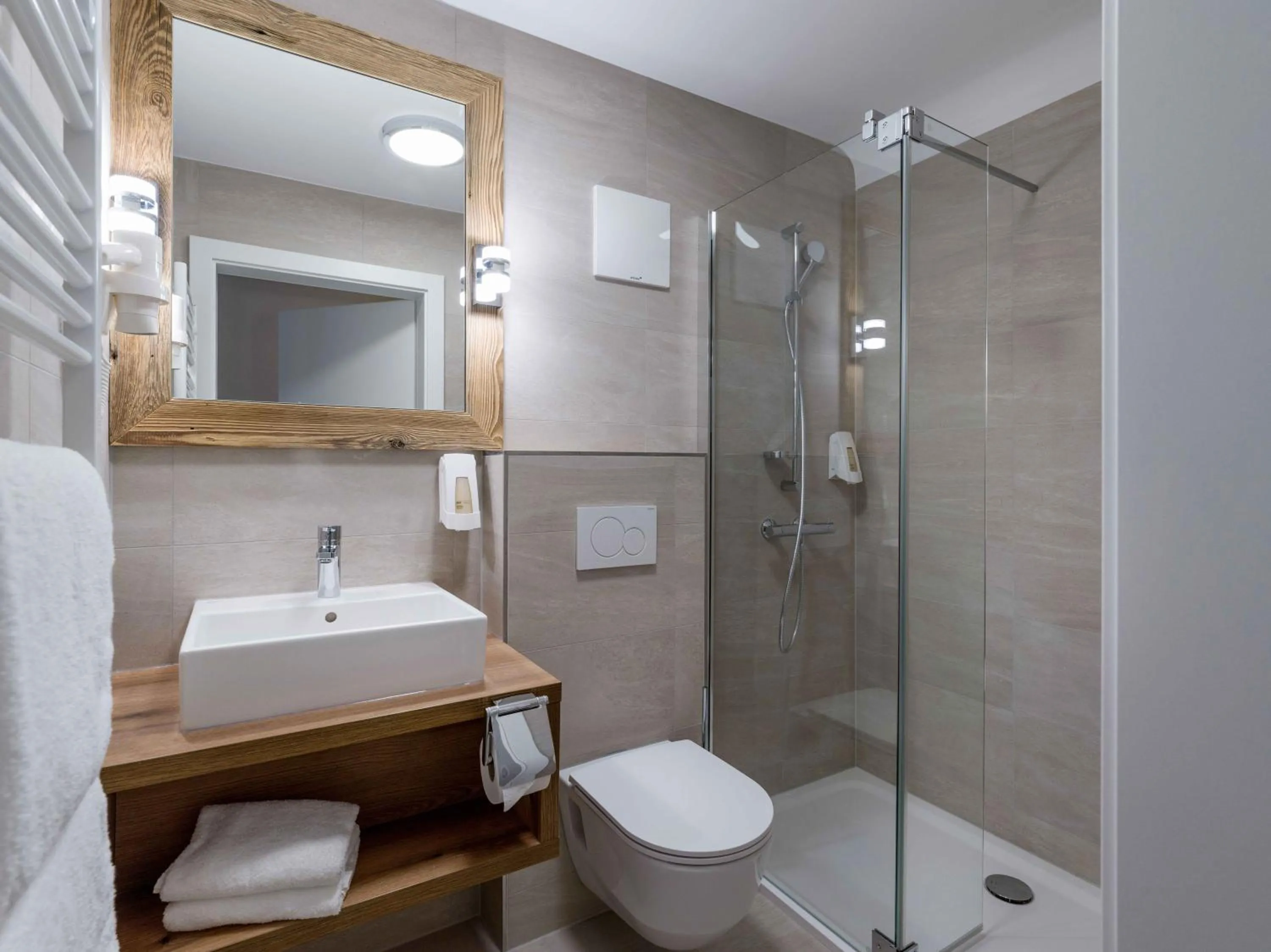 Bathroom in SCOL Sporthotel Zillertal