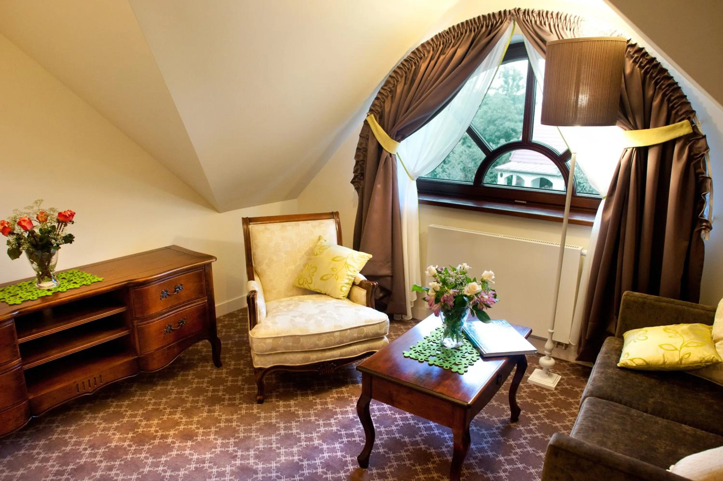 Photo of the whole room, Bed in Hotel Kazimierzówka