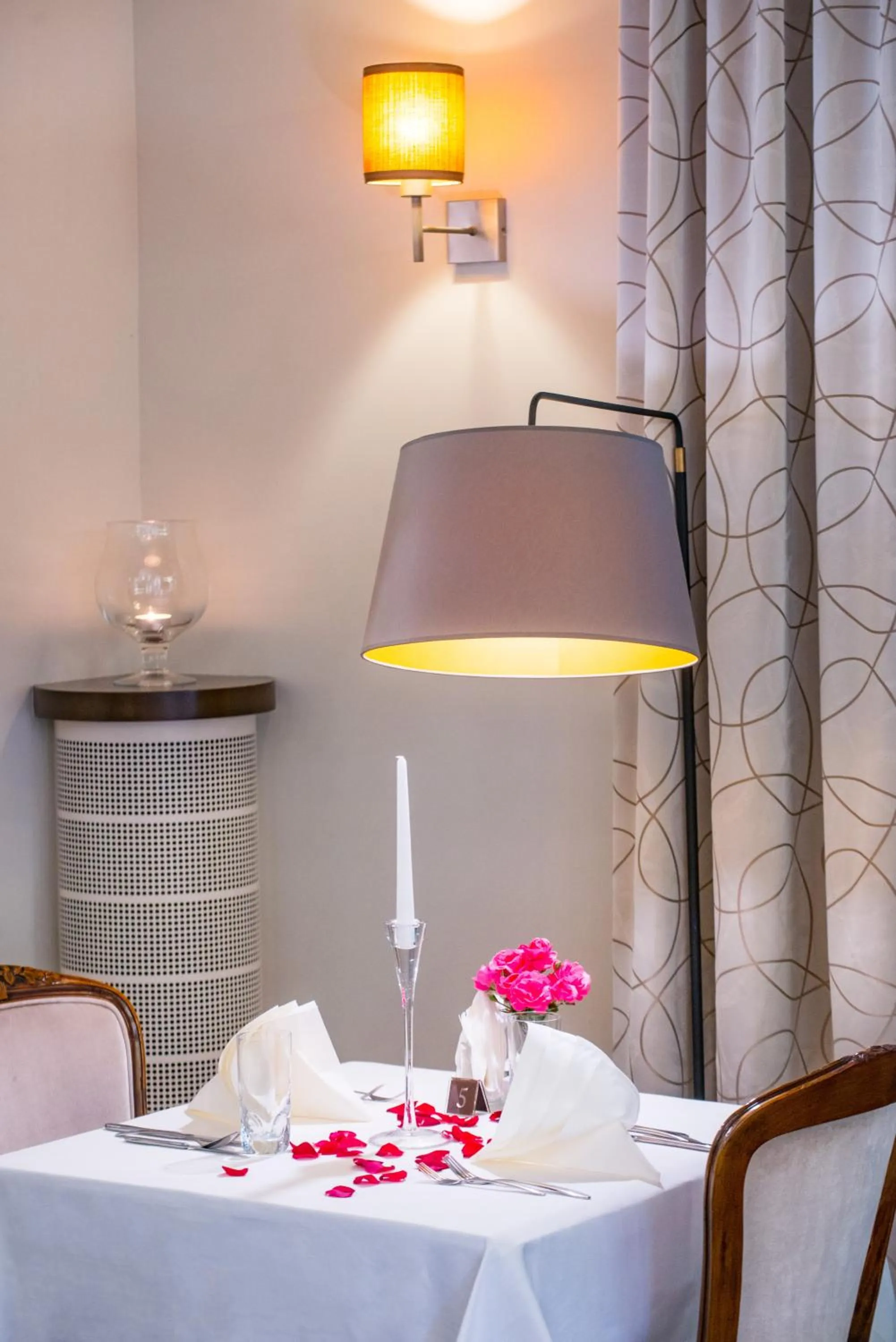 Restaurant/places to eat, Bed in Hotel Kazimierzówka