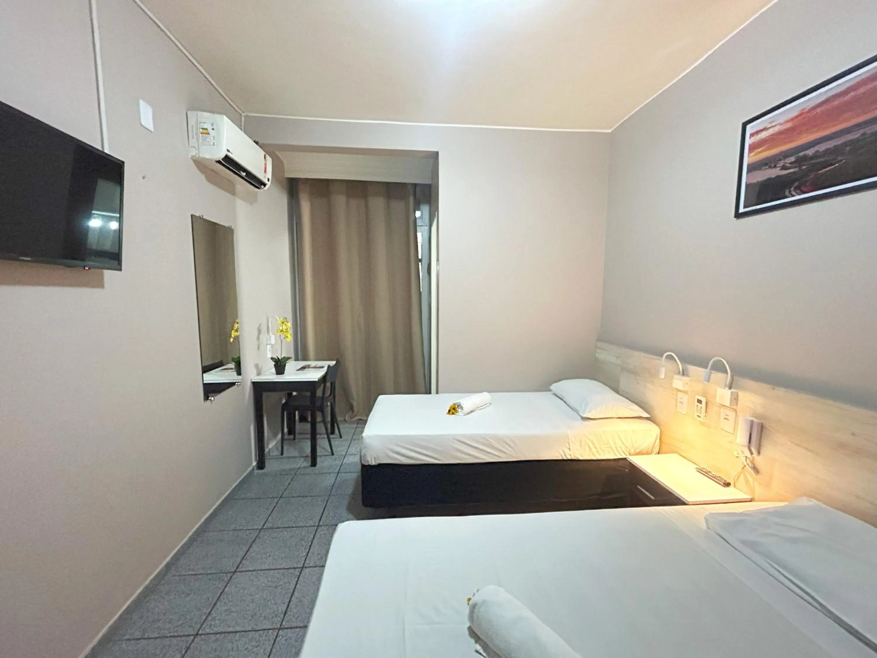 Bed in Hotel El Pilar by Bsb Inn