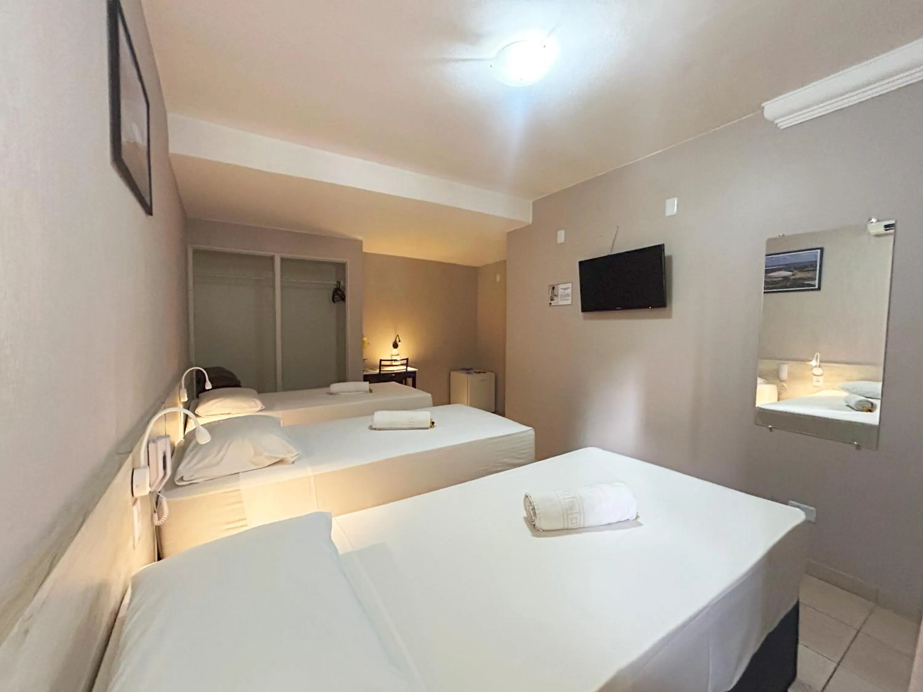 Bed in Hotel El Pilar by Bsb Inn