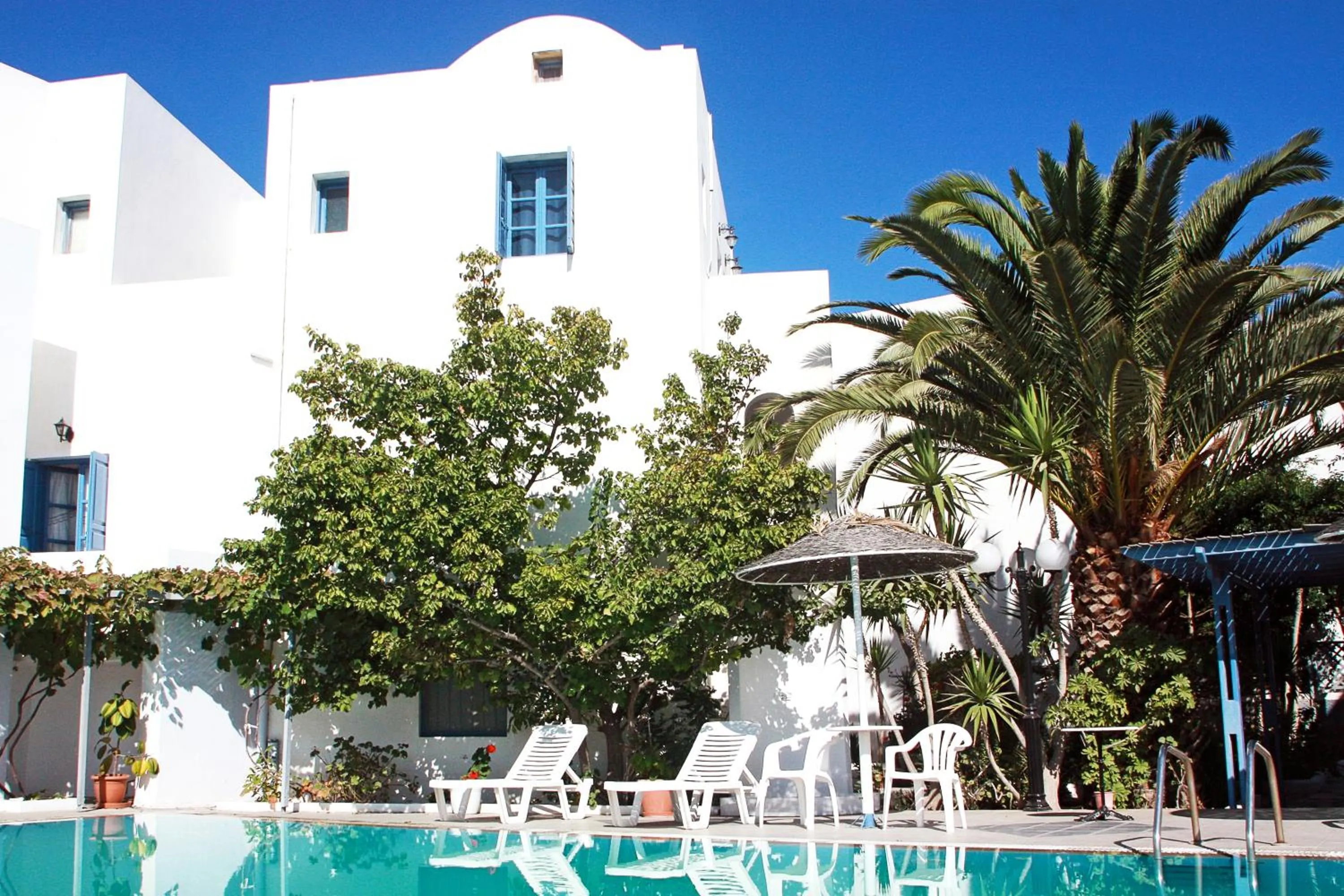 Swimming pool in Hotel Kalma