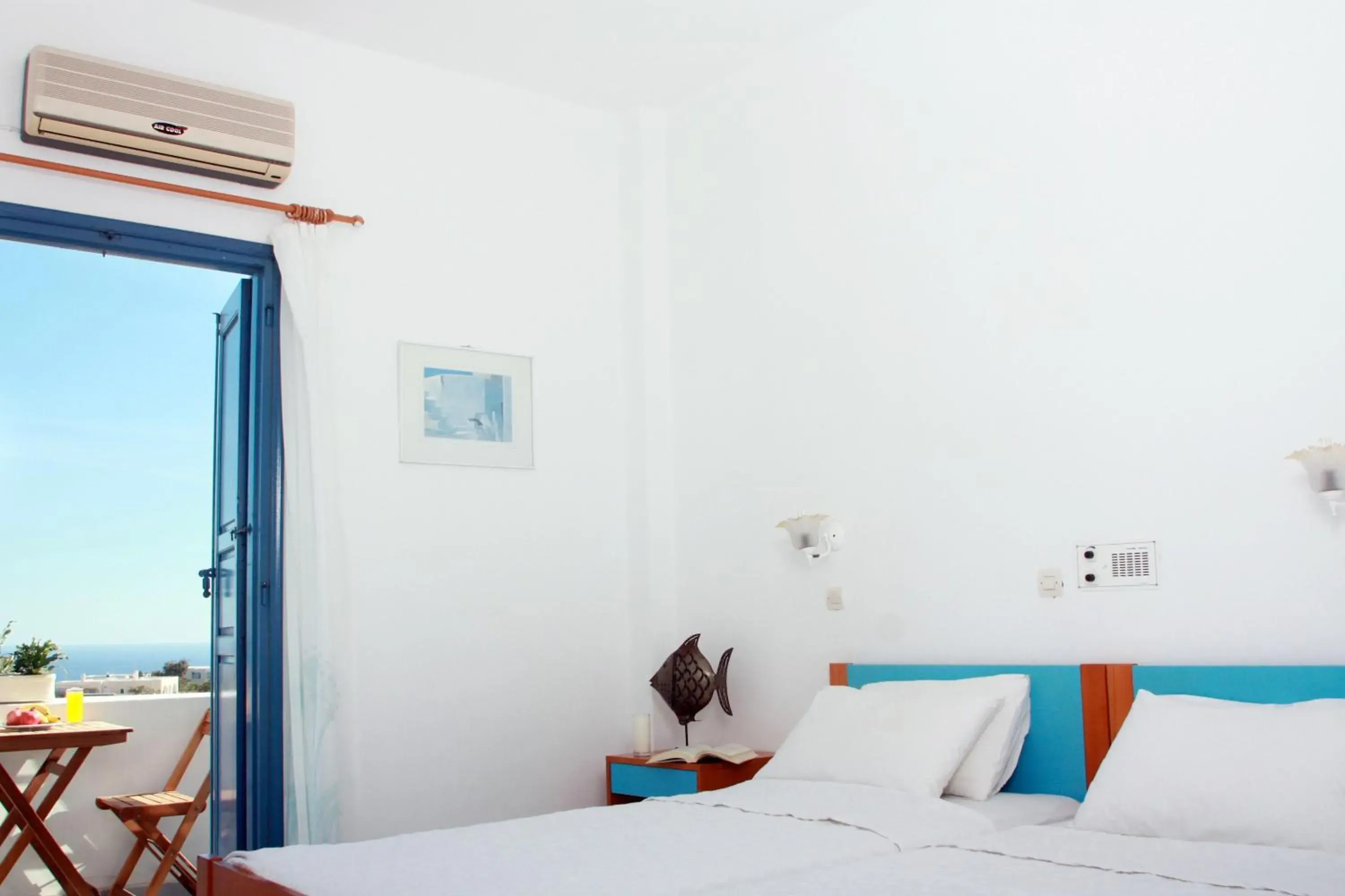 Decorative detail, Bed in Hotel Kalma Decorative detail, Bed in Hotel Kalma