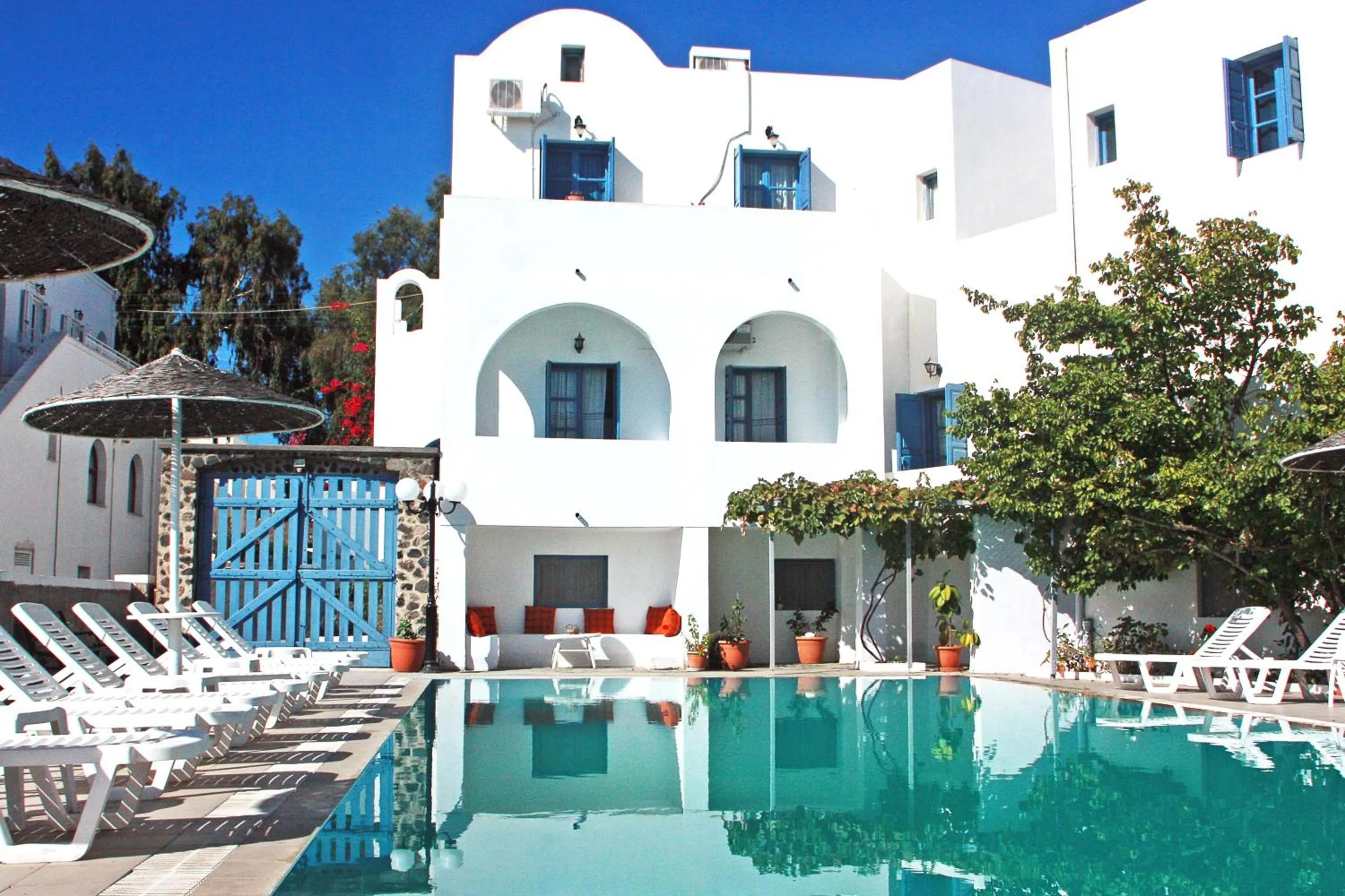 Swimming pool in Hotel Kalma