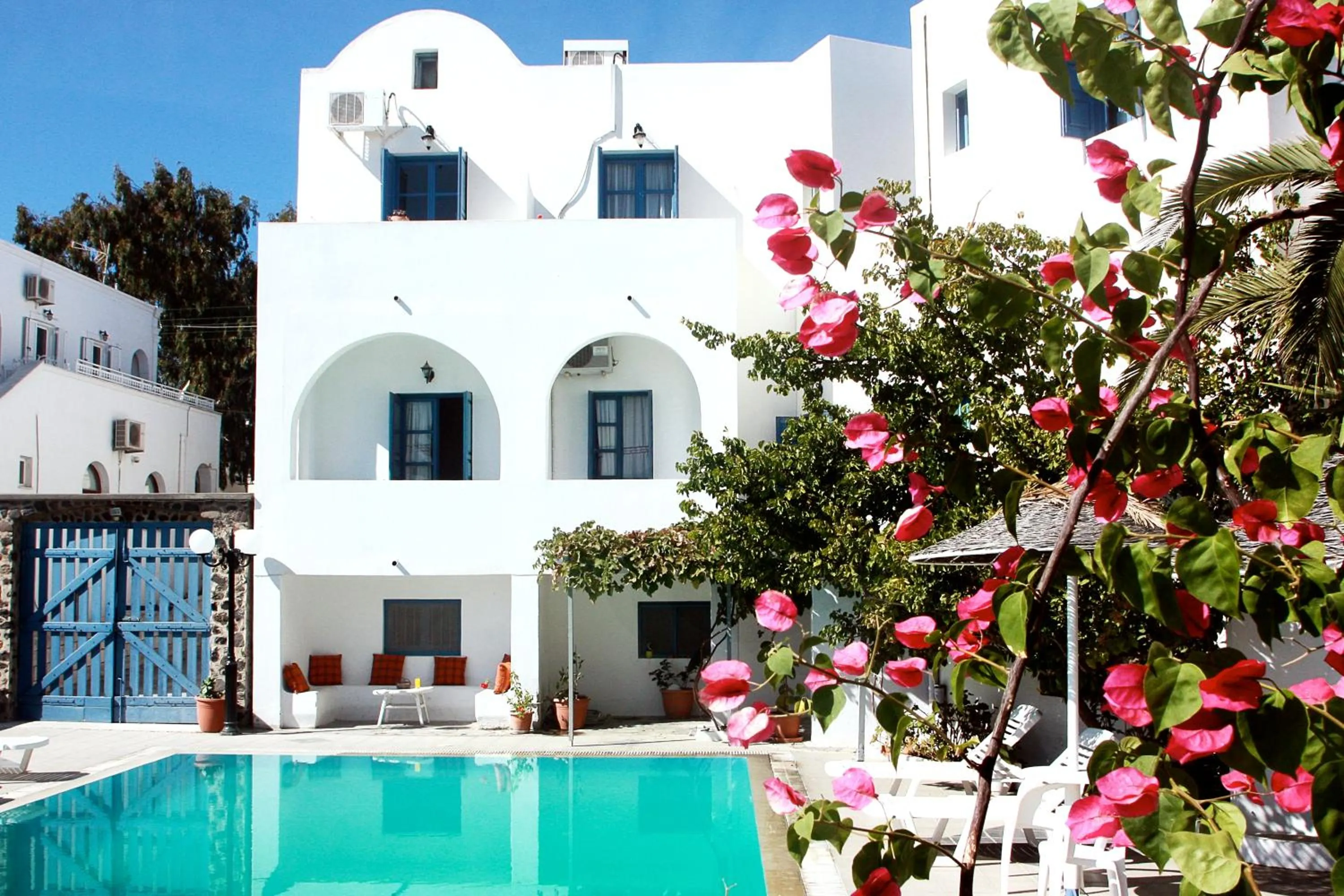 Facade/entrance in Hotel Kalma