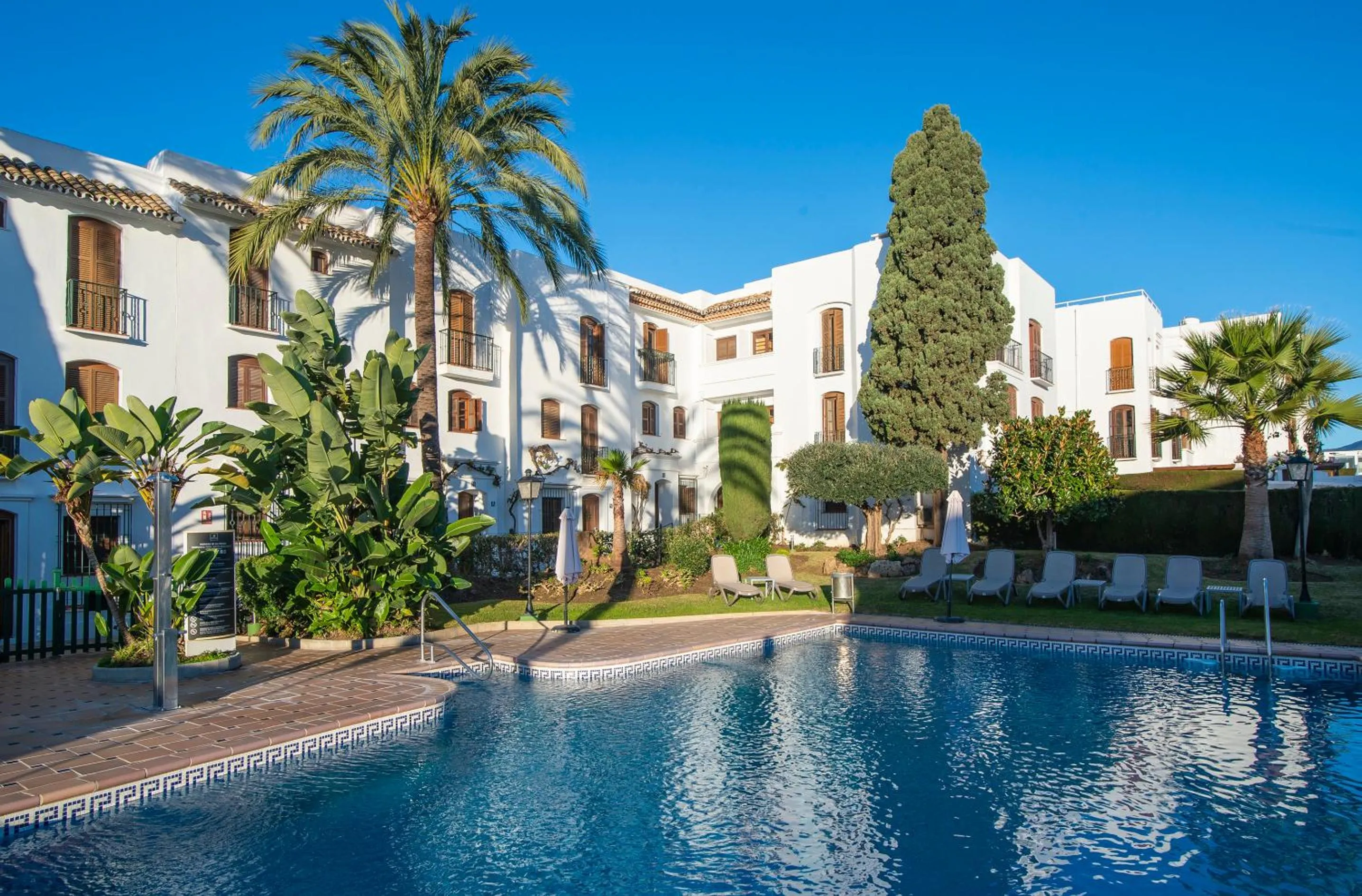 Swimming pool in Macdonald Villacana Resort