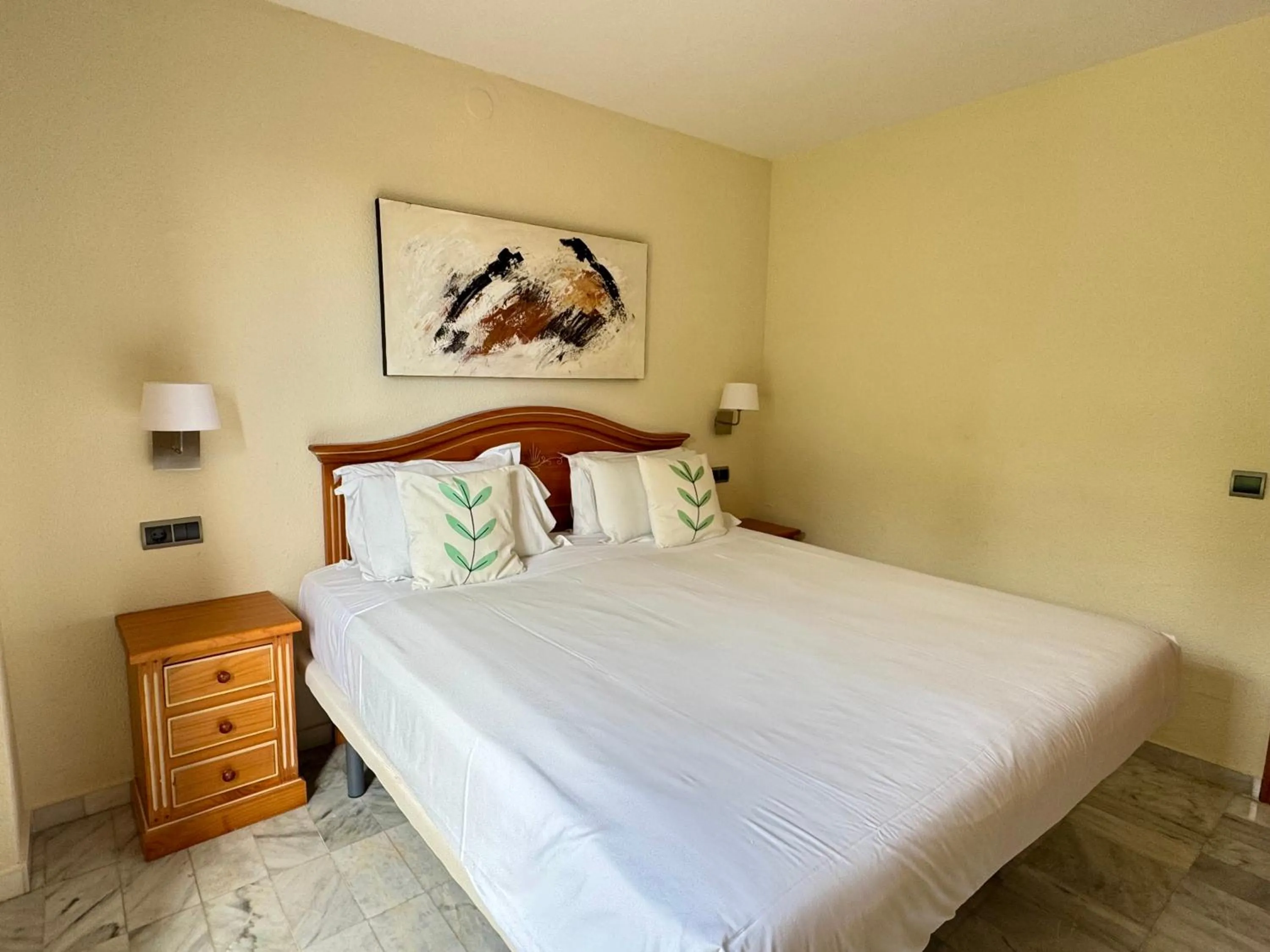 Bedroom, Bed in Macdonald Villacana Resort