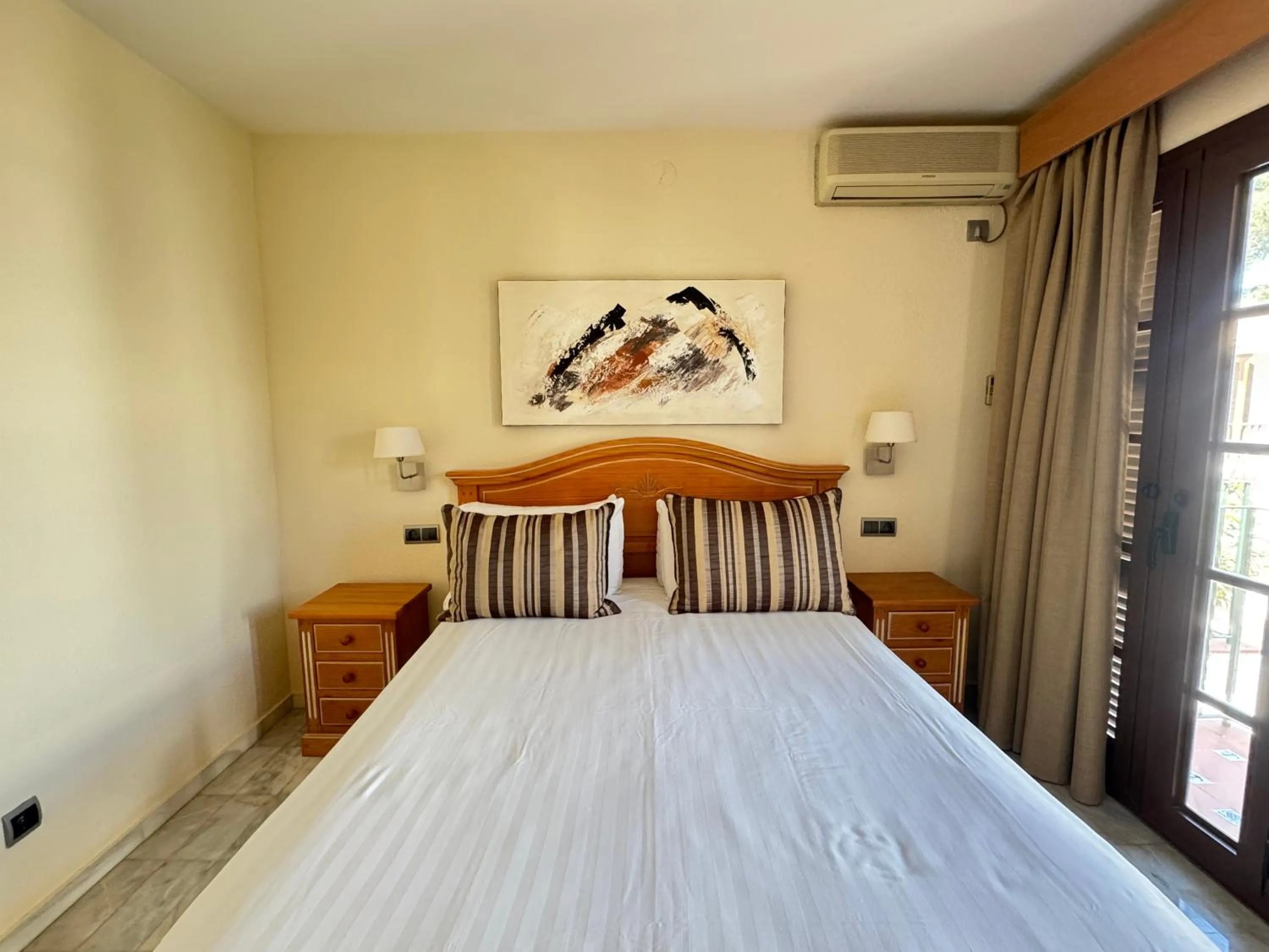 Bedroom, Bed in Macdonald Villacana Resort