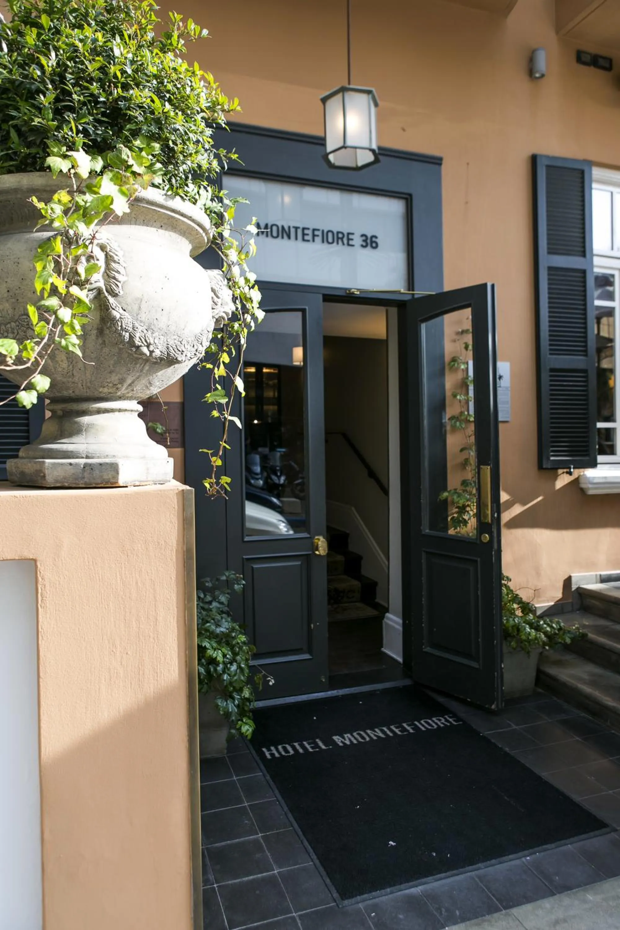 Facade/entrance in Hotel Montefiore
