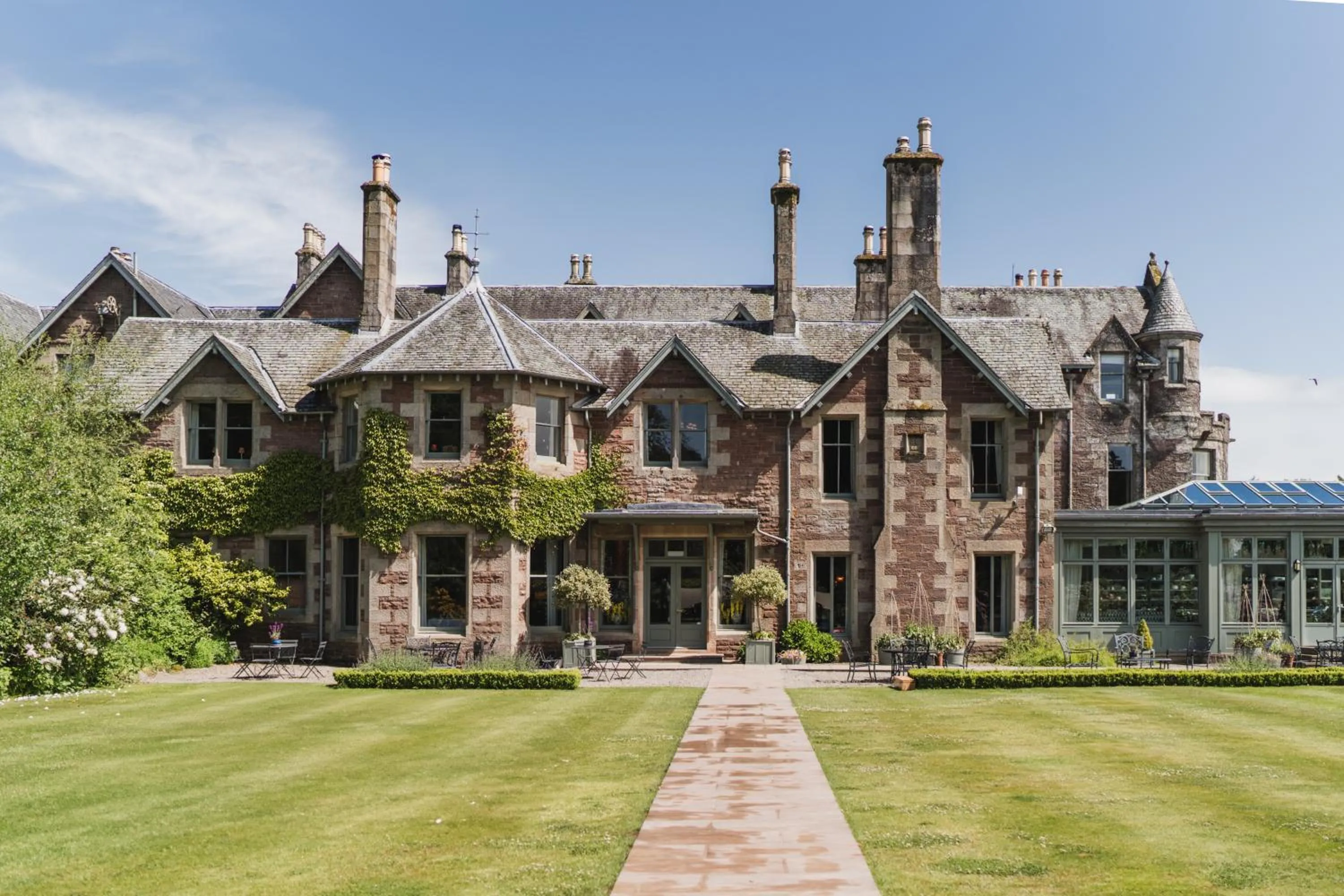 Property building in Cromlix