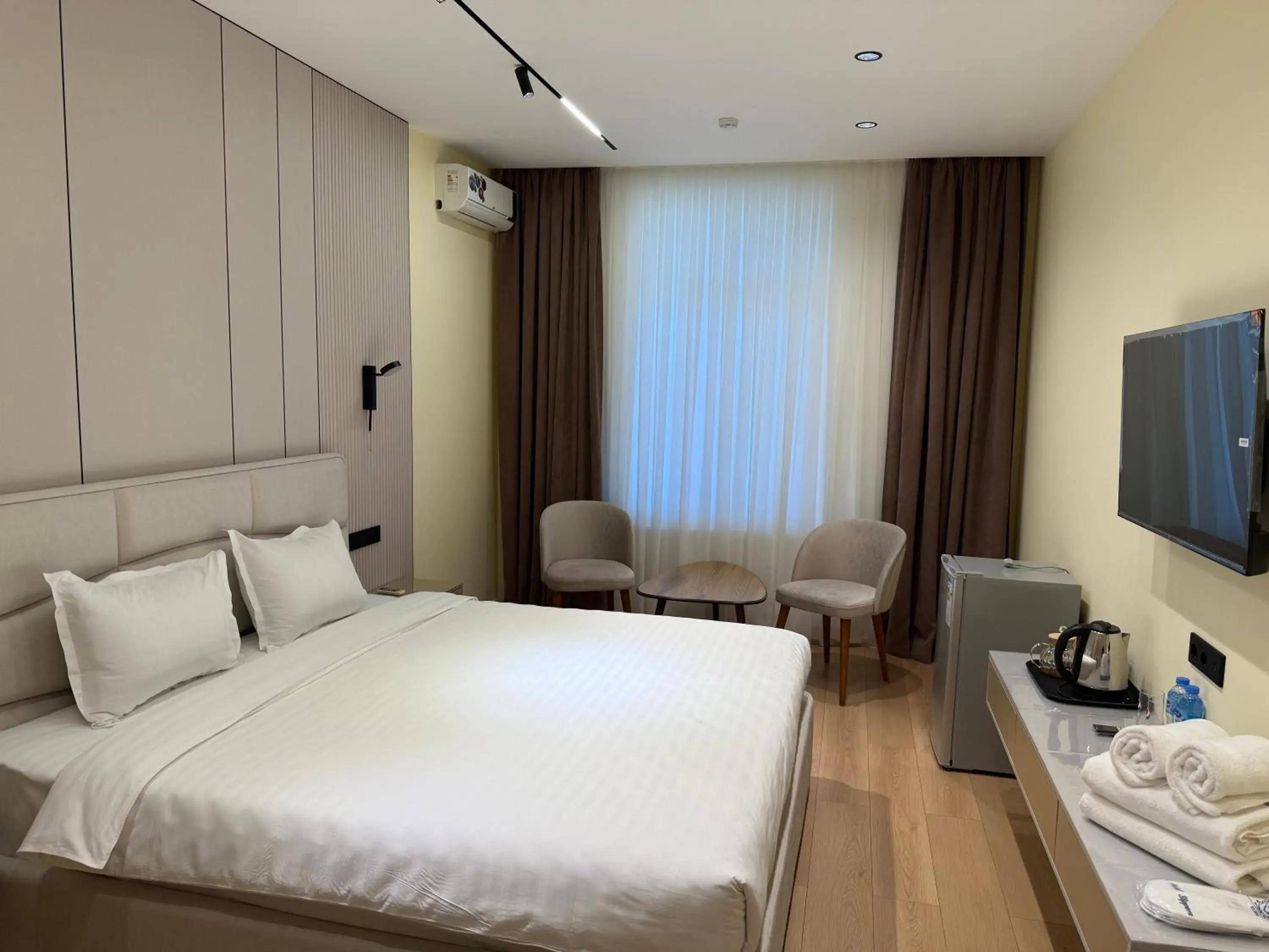 Bed in Golden Valley Hotel Bed in Golden Valley Hotel