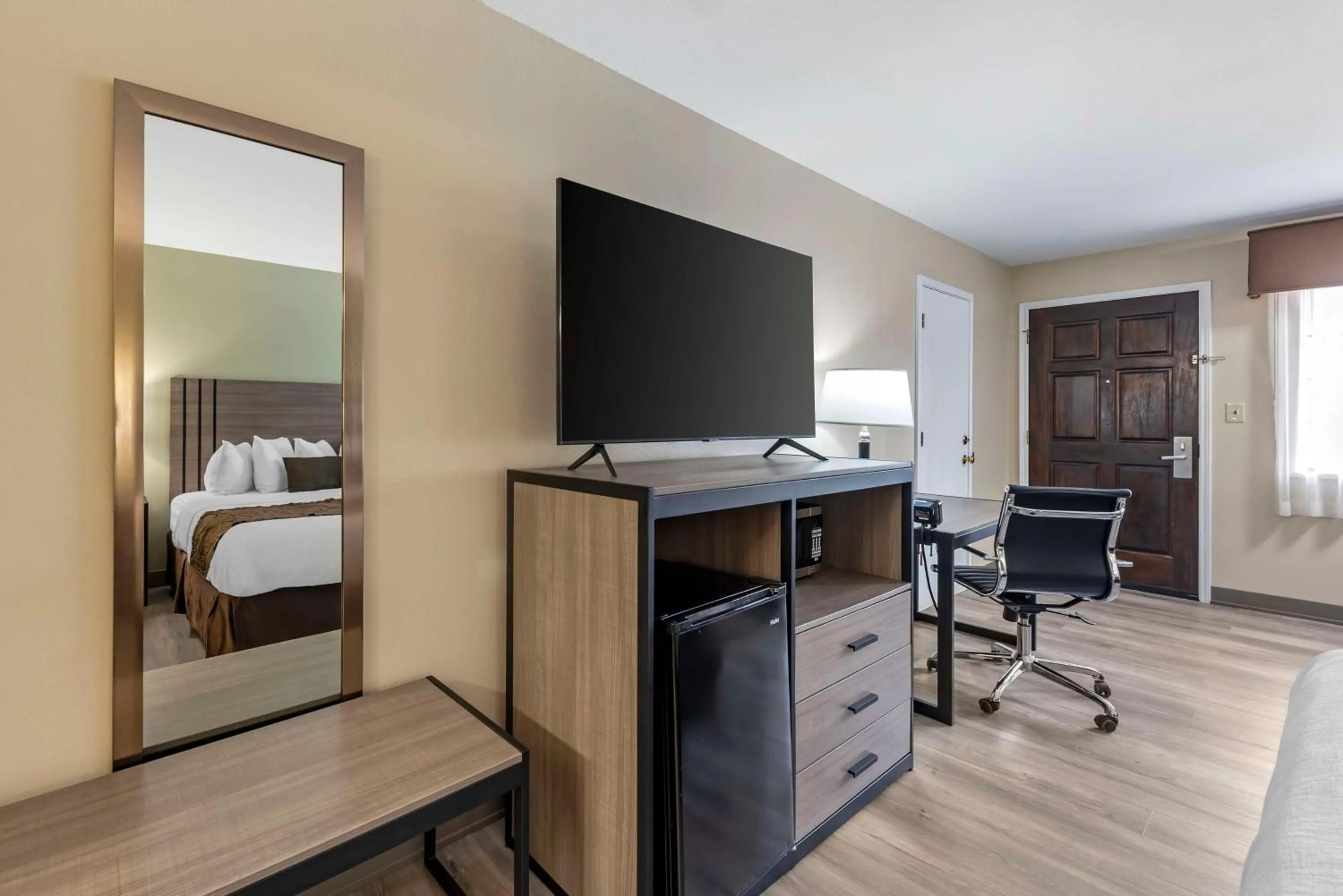 Bedroom in Best Western Inn of Brenham