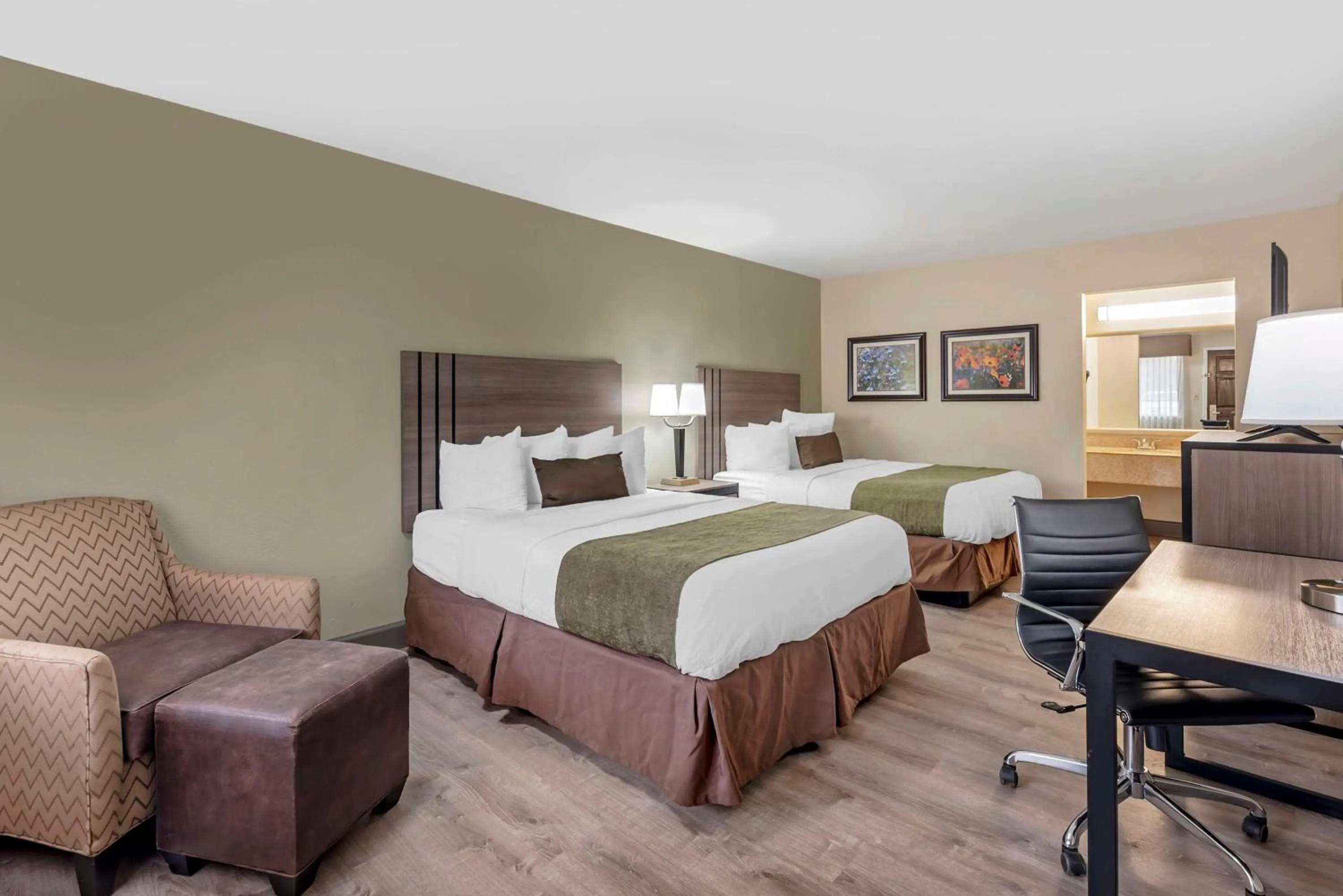 Bedroom, Bed in Best Western Inn of Brenham