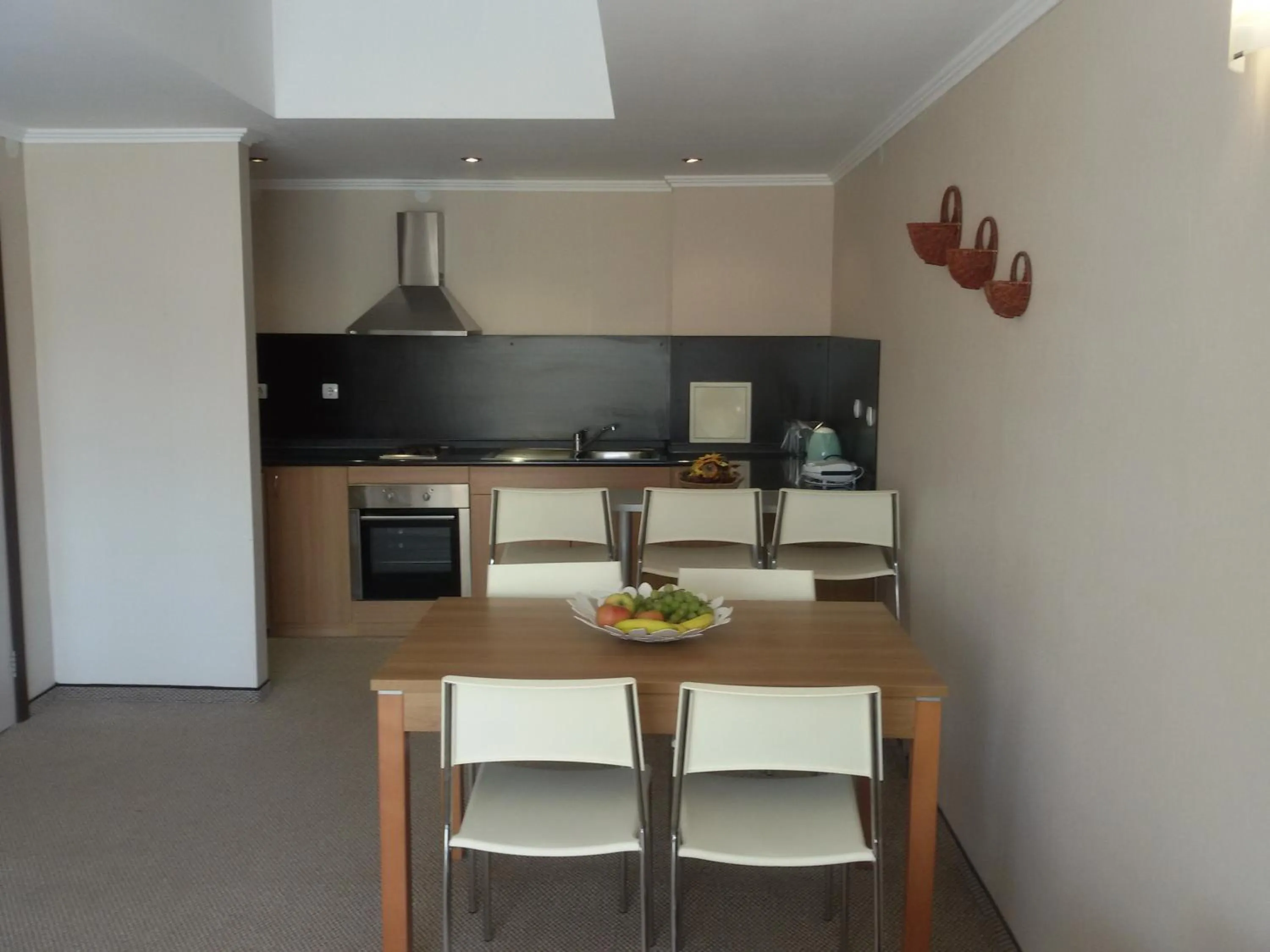 Kitchen or kitchenette in Snezhanka Apartments TMF