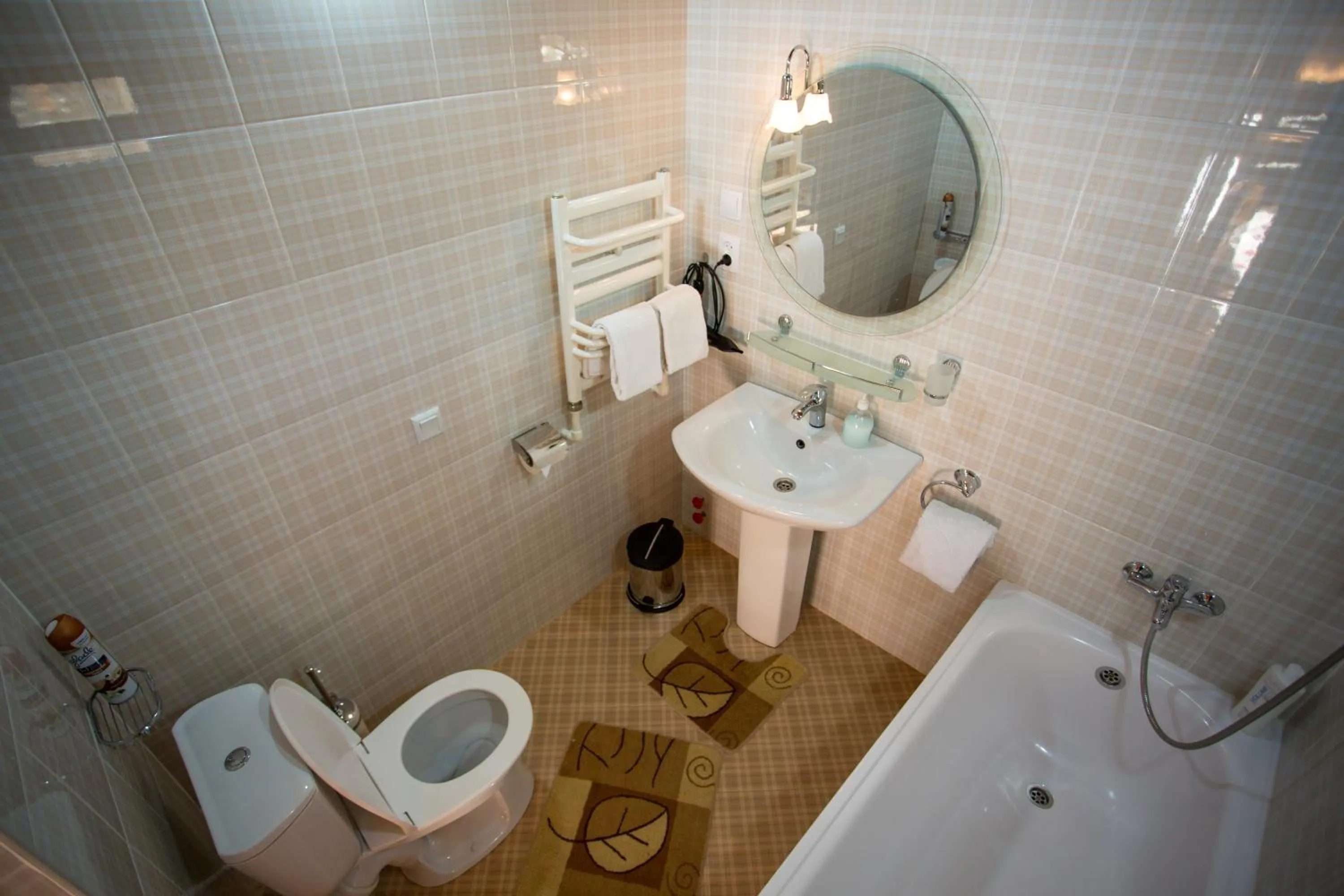 Shower in Amulet Hotel