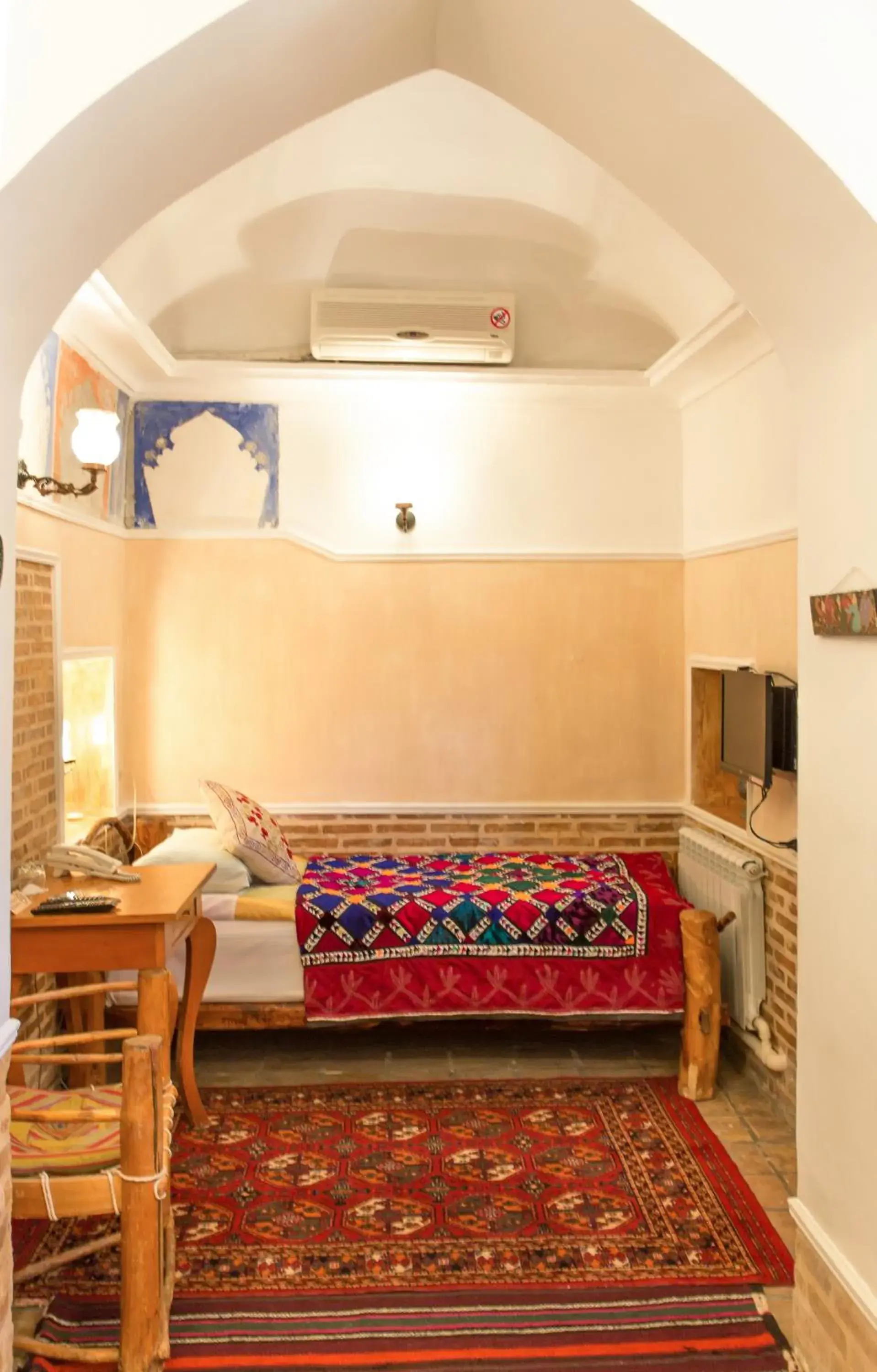 Single Room in Amulet Hotel Single Room in Amulet Hotel