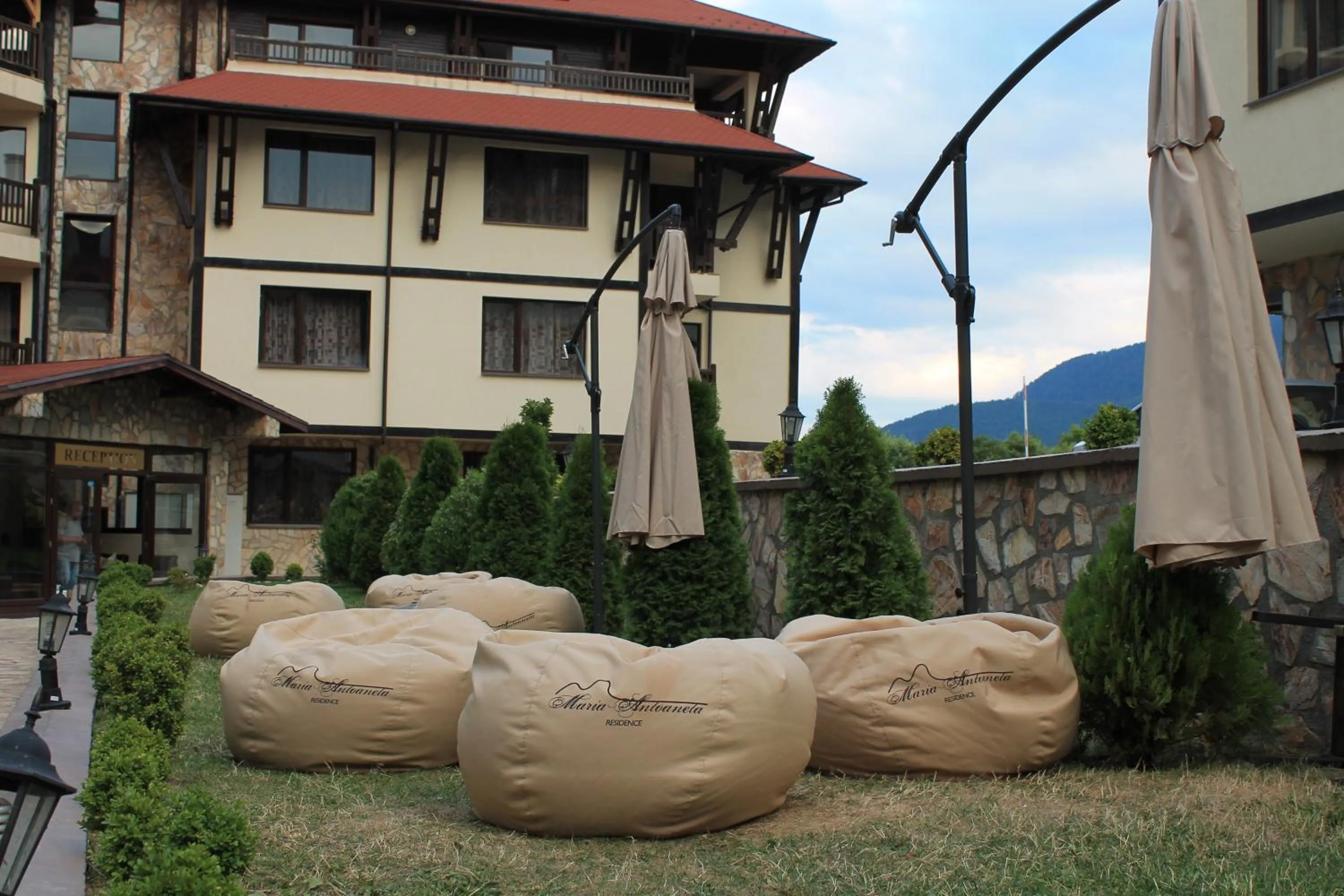 Beach in Maria-Antoaneta Residence