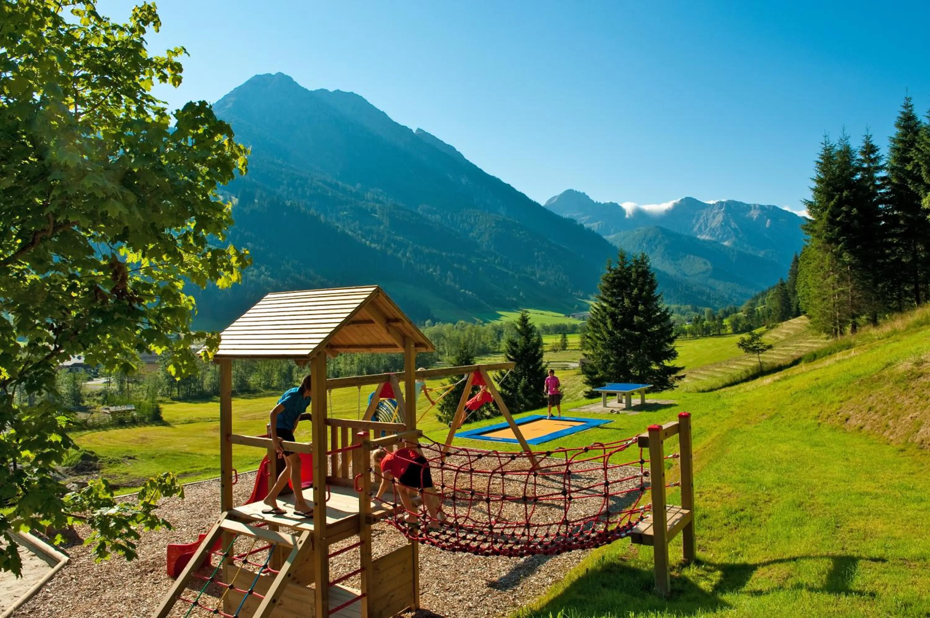 Children play ground in Wellness-Aparthotel Montana