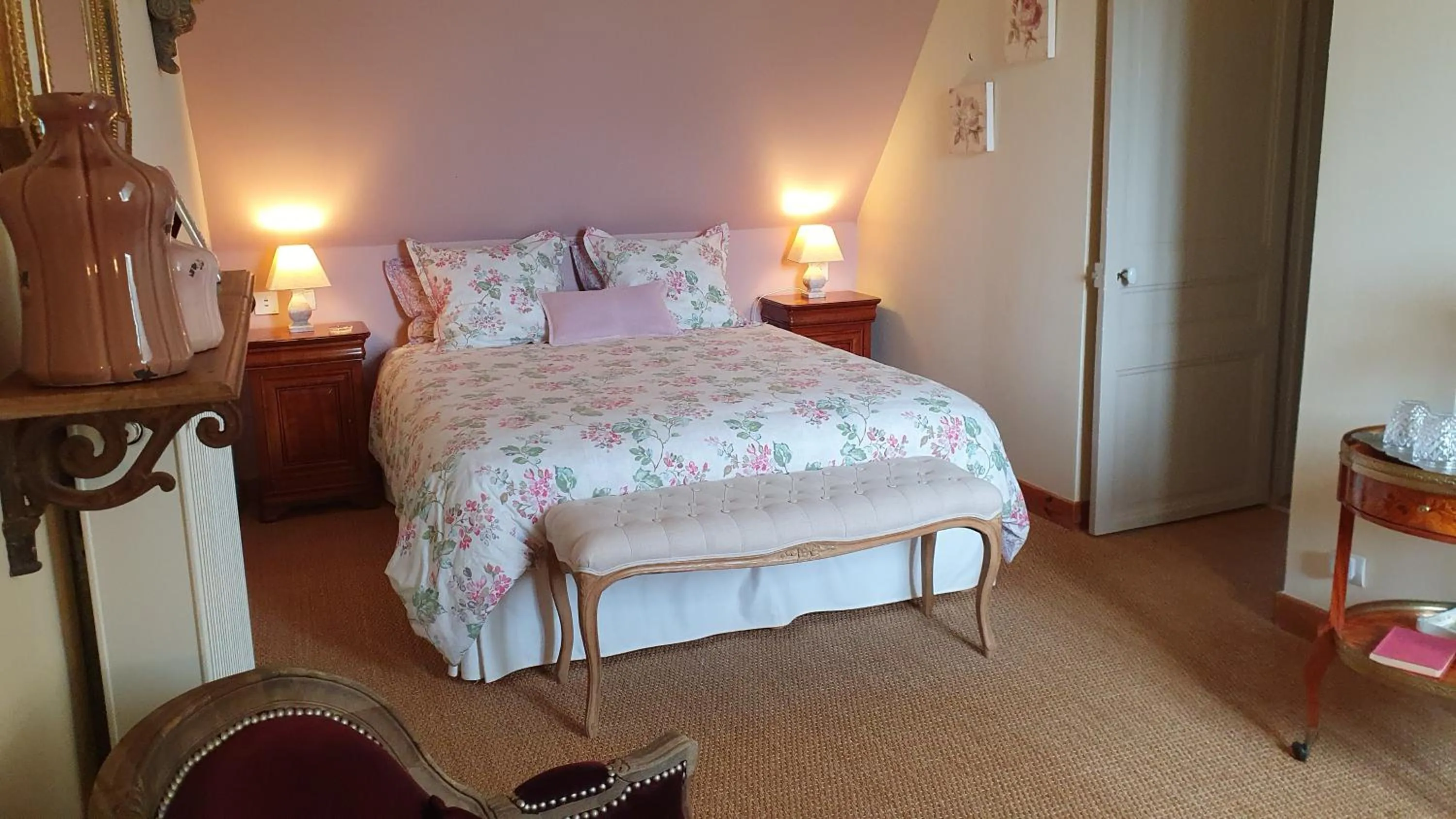 Property building, Bed in La Ferme Blanche