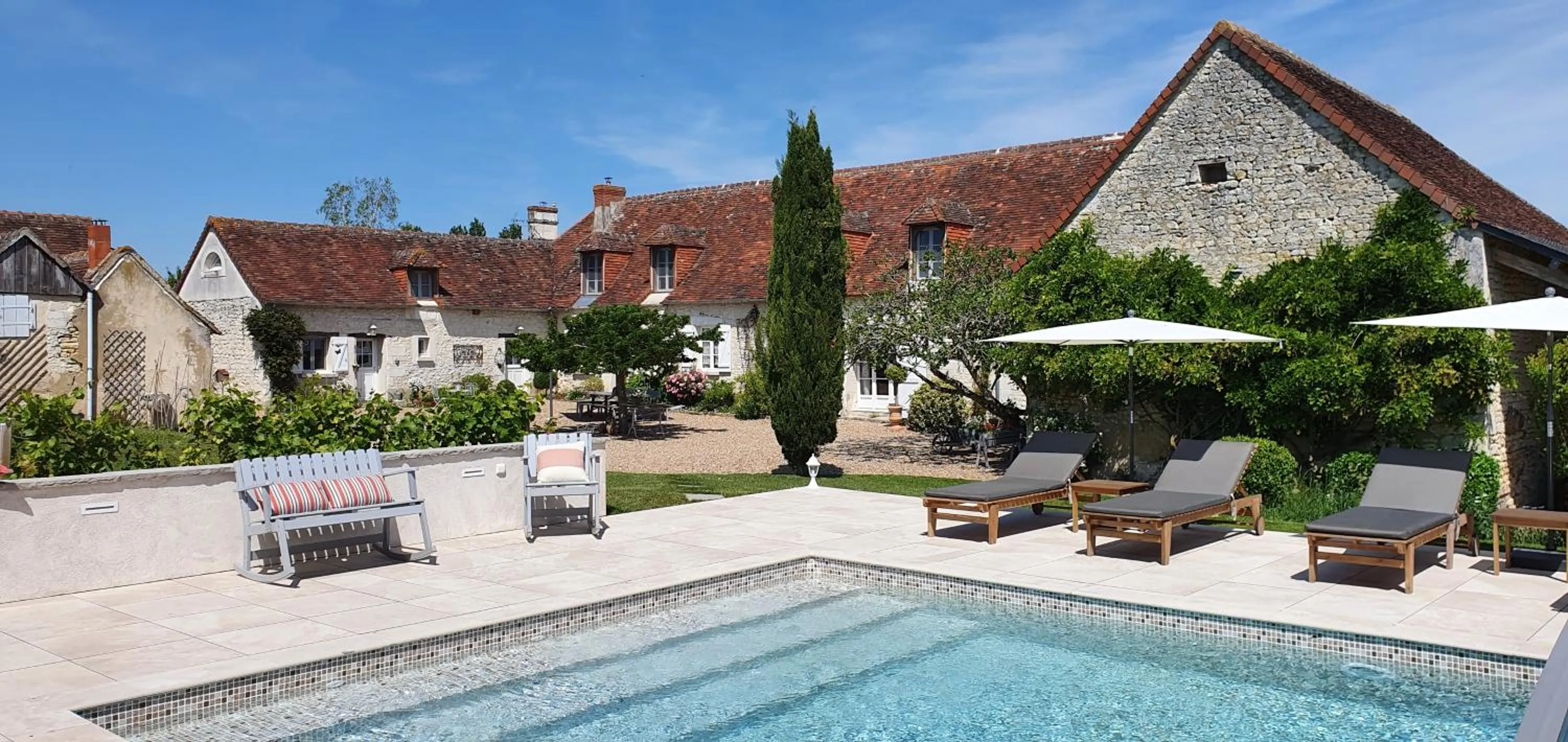 Property building in La Ferme Blanche