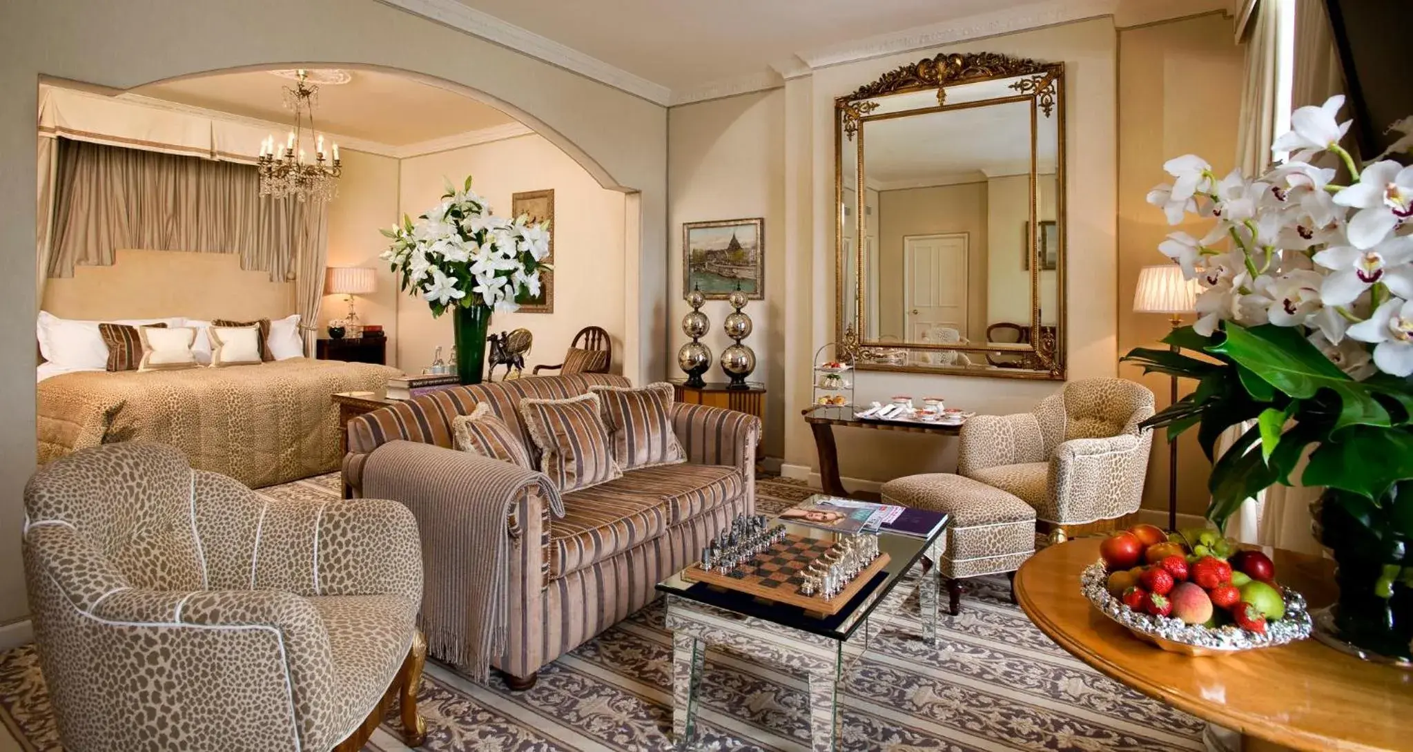 Suite in The Old Government House Hotel & Spa Suite in The Old Government House Hotel & Spa