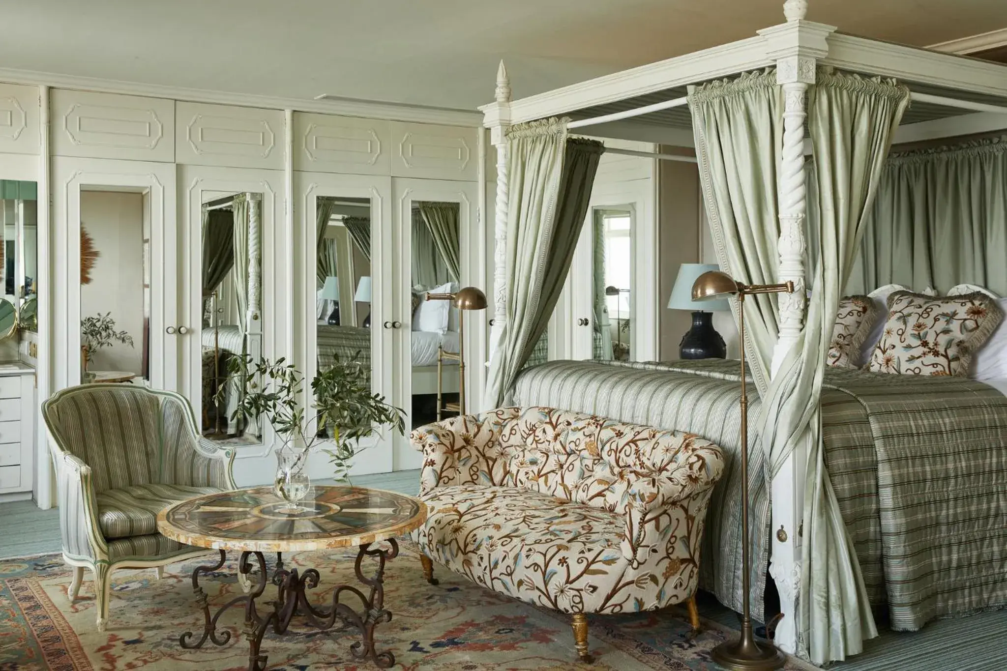 Photo of the whole room, Bed in The Old Government House Hotel & Spa Photo of the whole room, Bed in The Old Government House Hotel & Spa