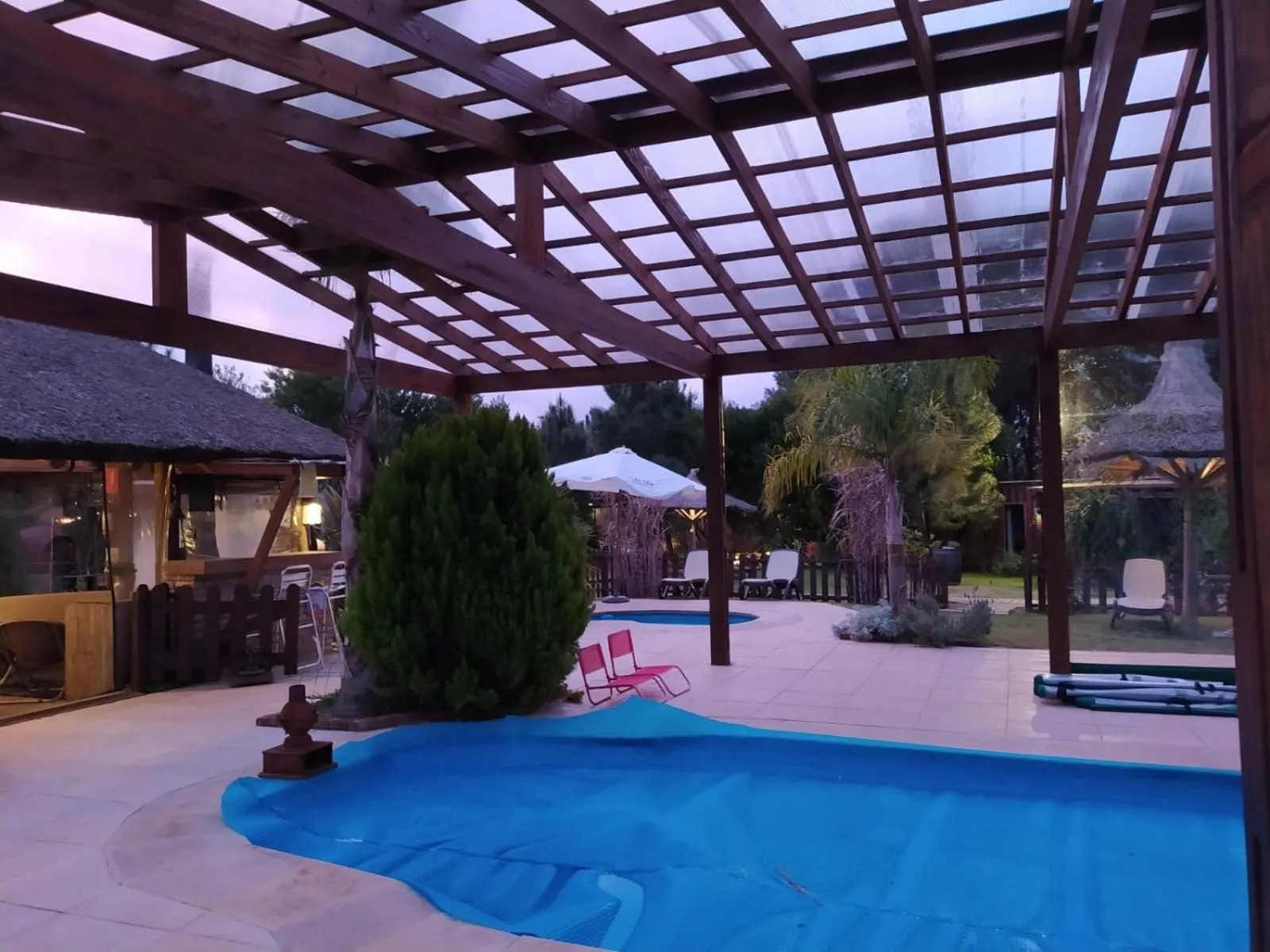 Swimming pool in Resort 77