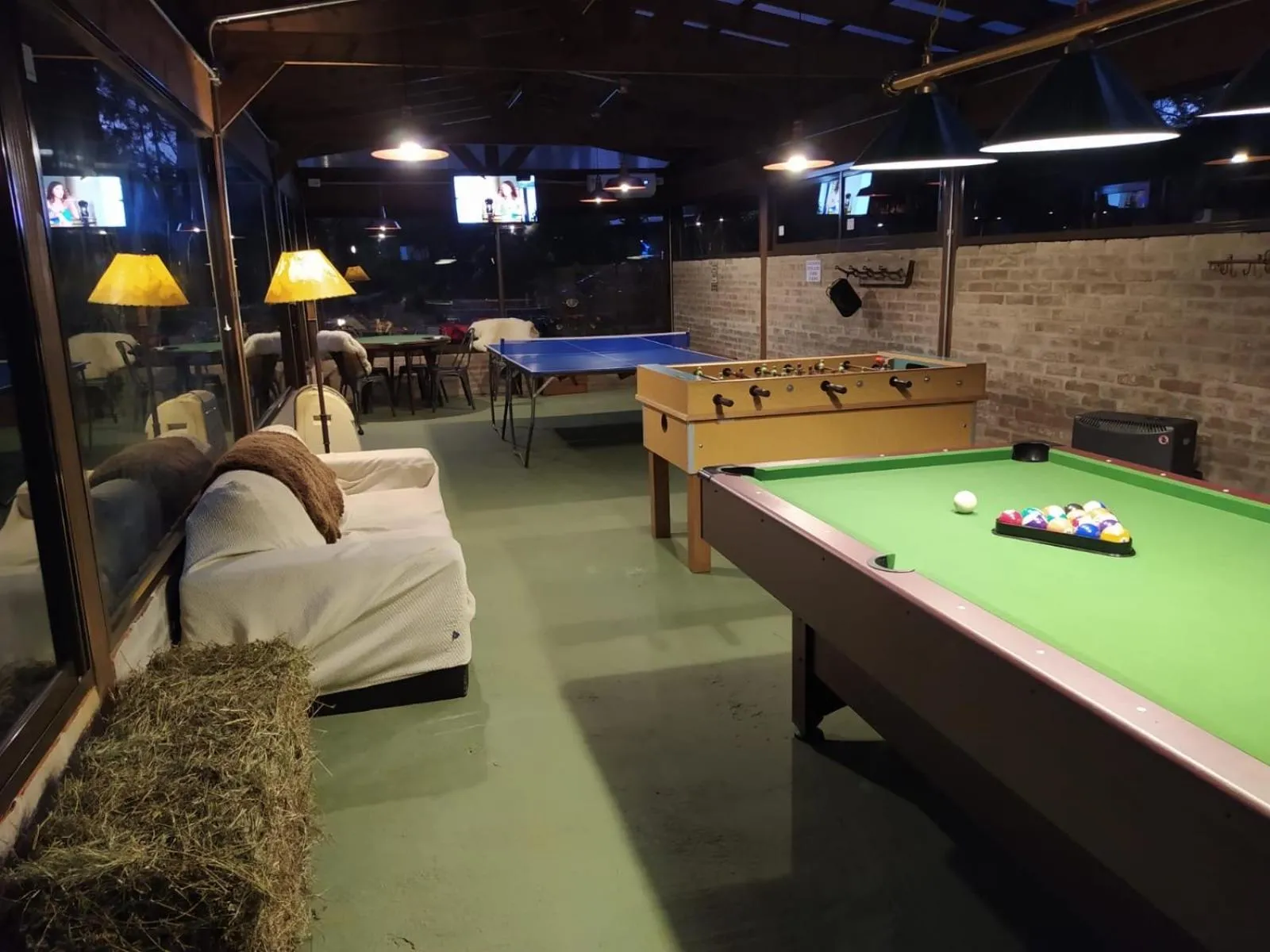 Billiard in Resort 77