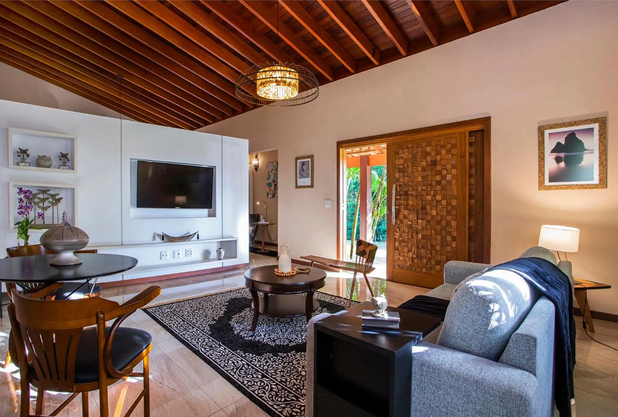 Living room in Pousada Cavaleiro dos Pireneus