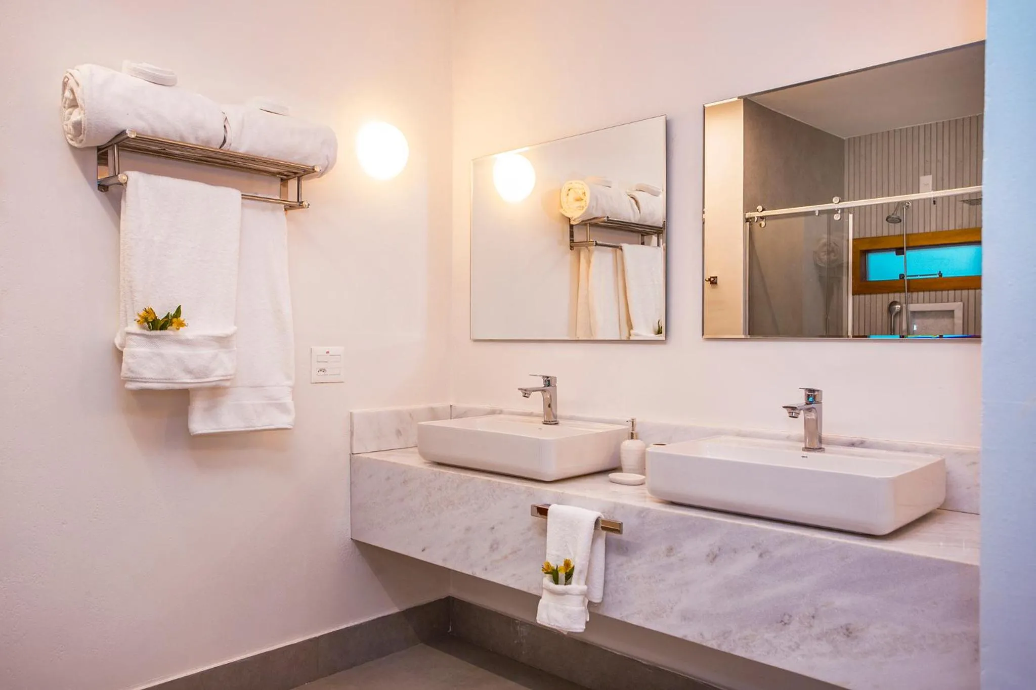 Bathroom in Pousada Cavaleiro dos Pireneus