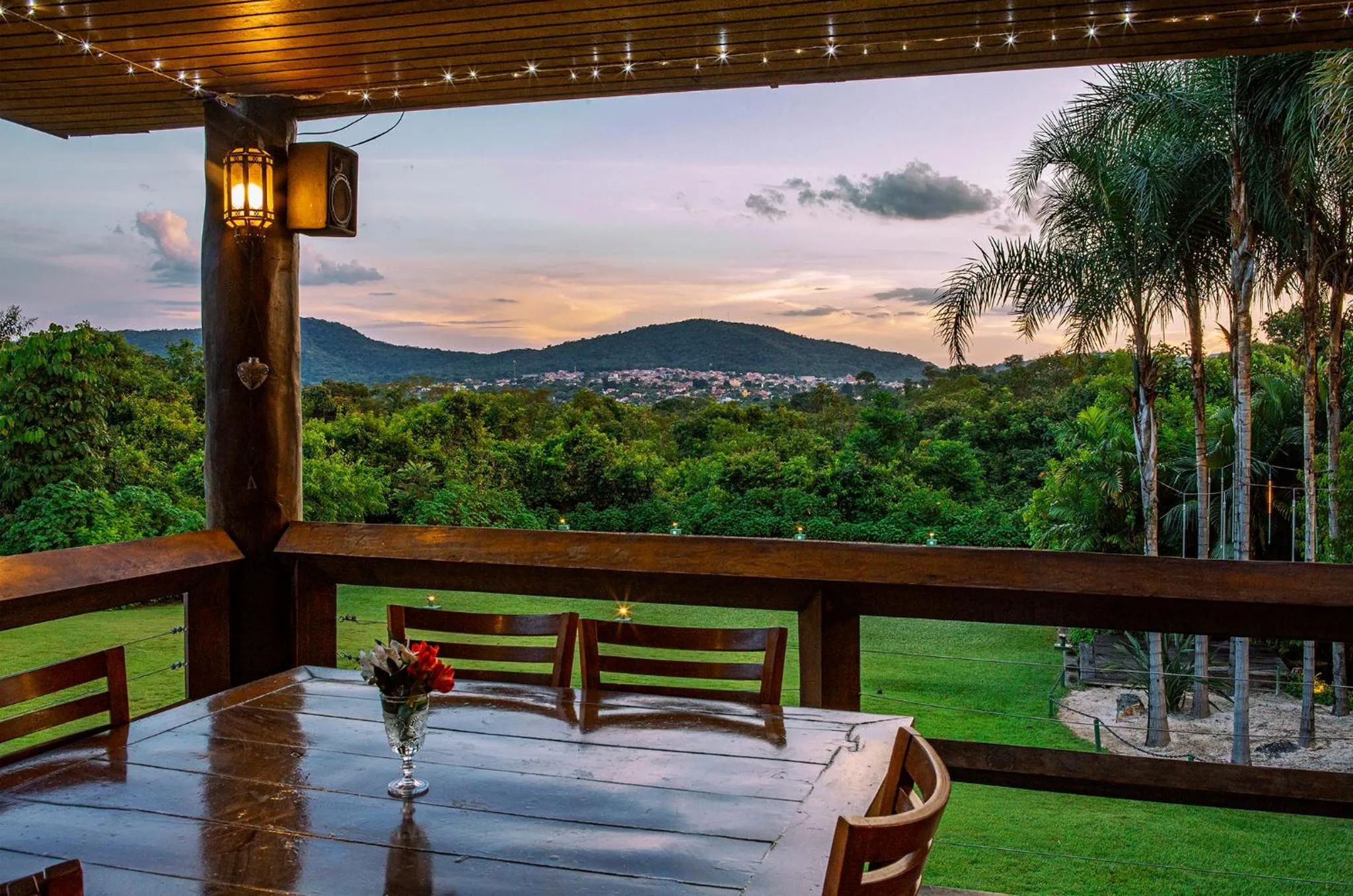 Restaurant/places to eat in Pousada Cavaleiro dos Pireneus
