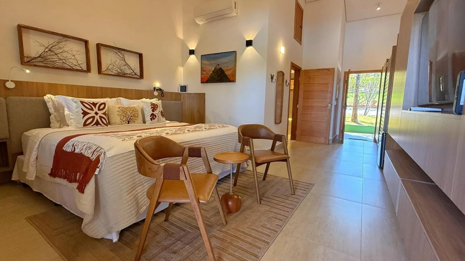Bedroom, Bed in Pousada Cavaleiro dos Pireneus