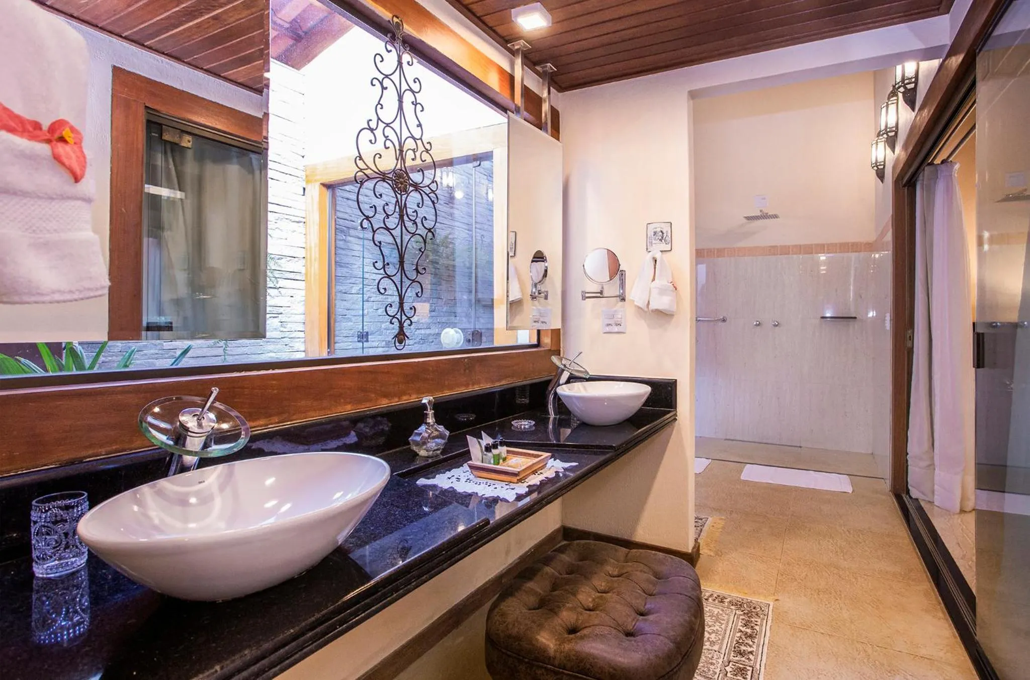 Bathroom in Pousada Cavaleiro dos Pireneus