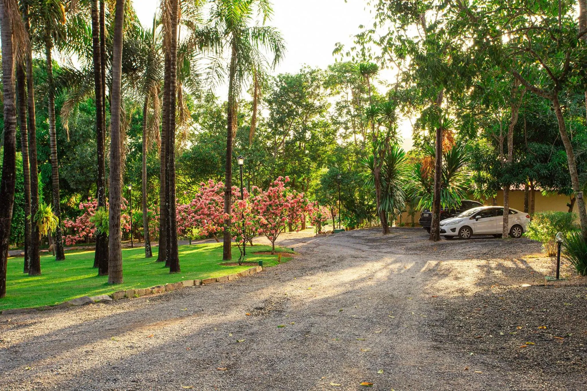 Parking in Pousada Cavaleiro dos Pireneus