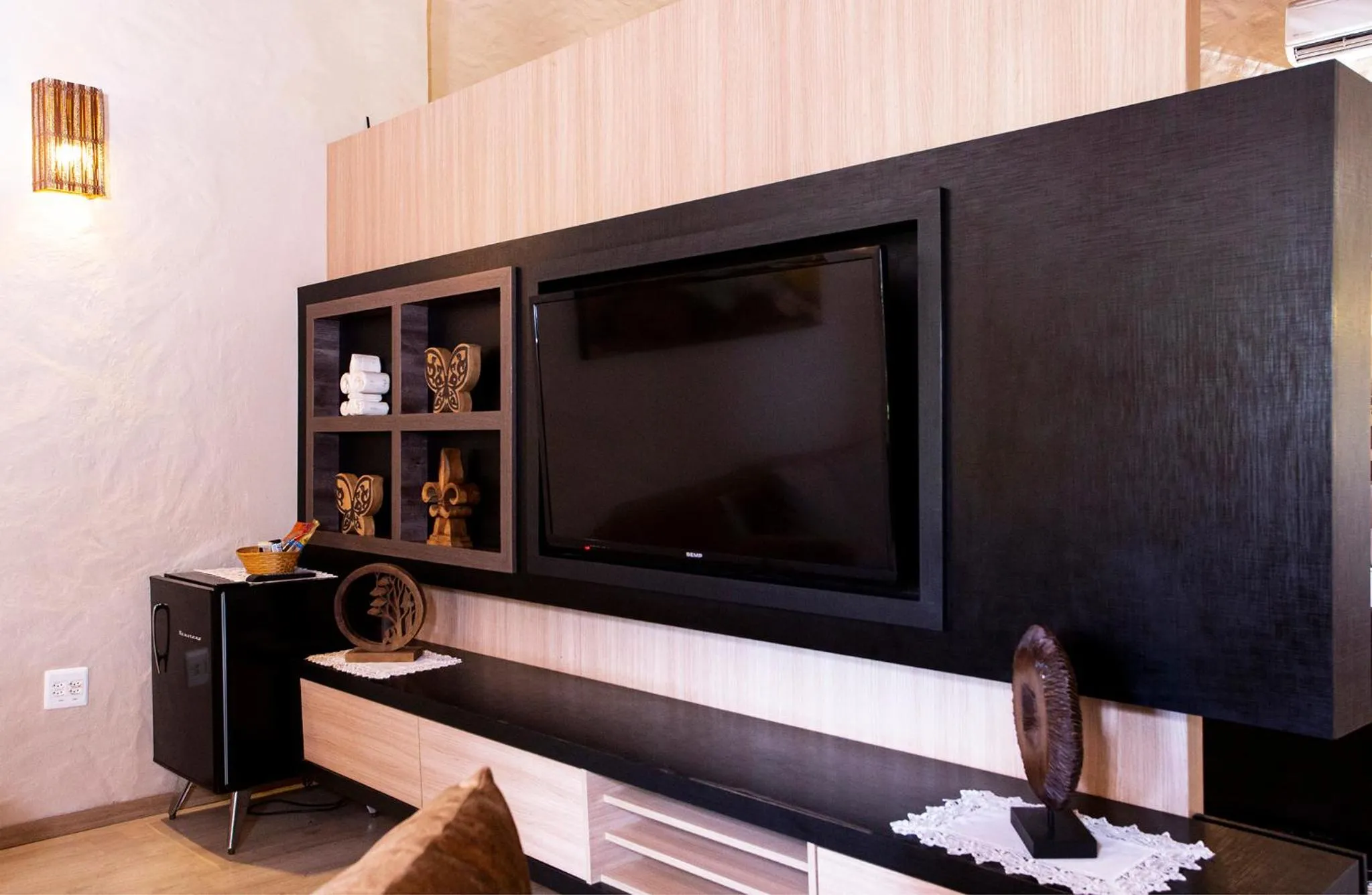 TV and multimedia in Pousada Cavaleiro dos Pireneus