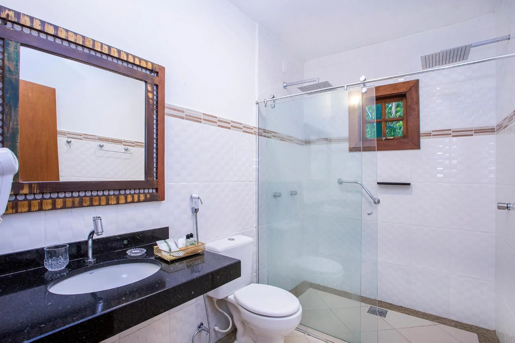 Bathroom in Pousada Cavaleiro dos Pireneus