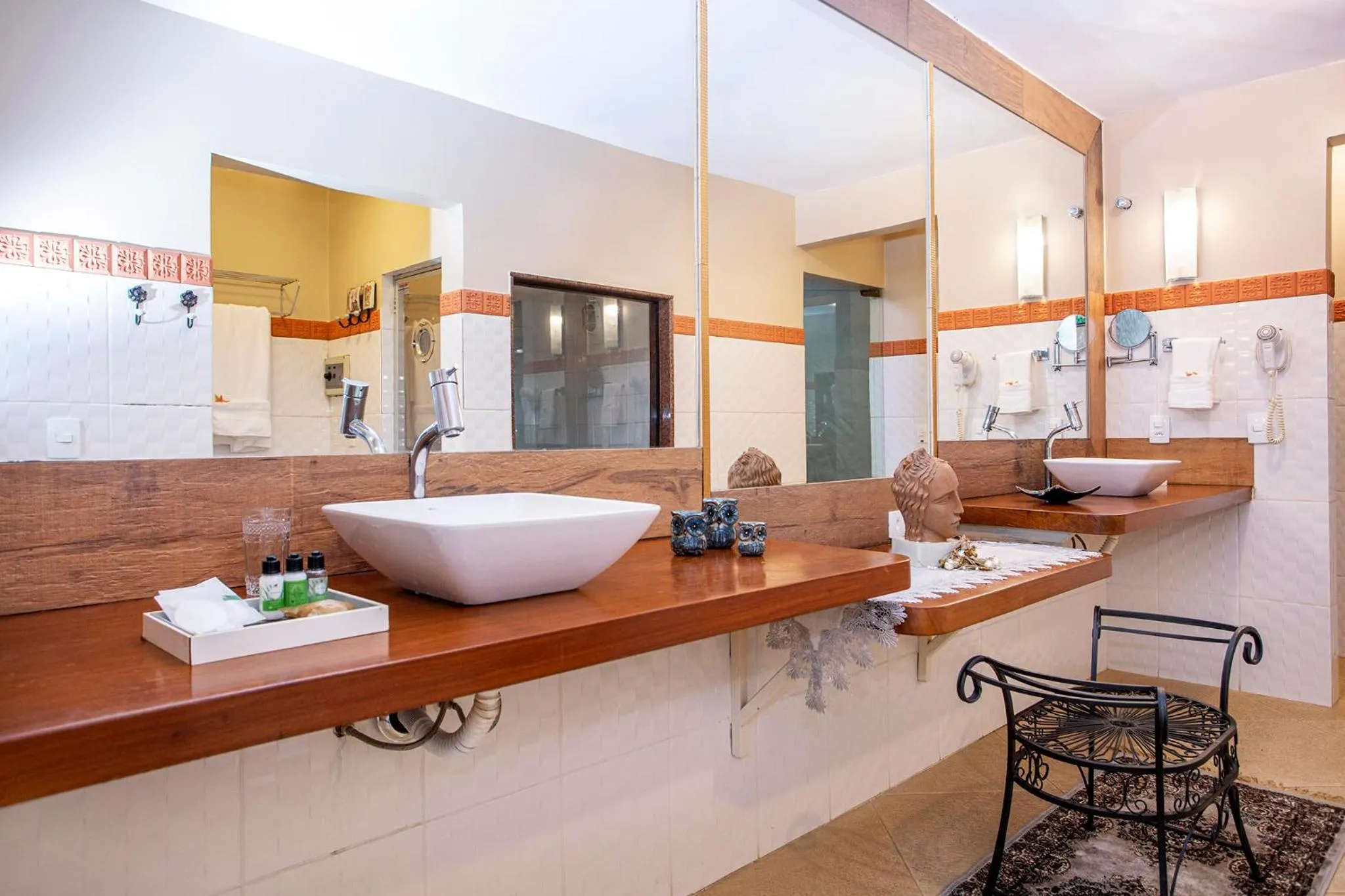 Bathroom in Pousada Cavaleiro dos Pireneus