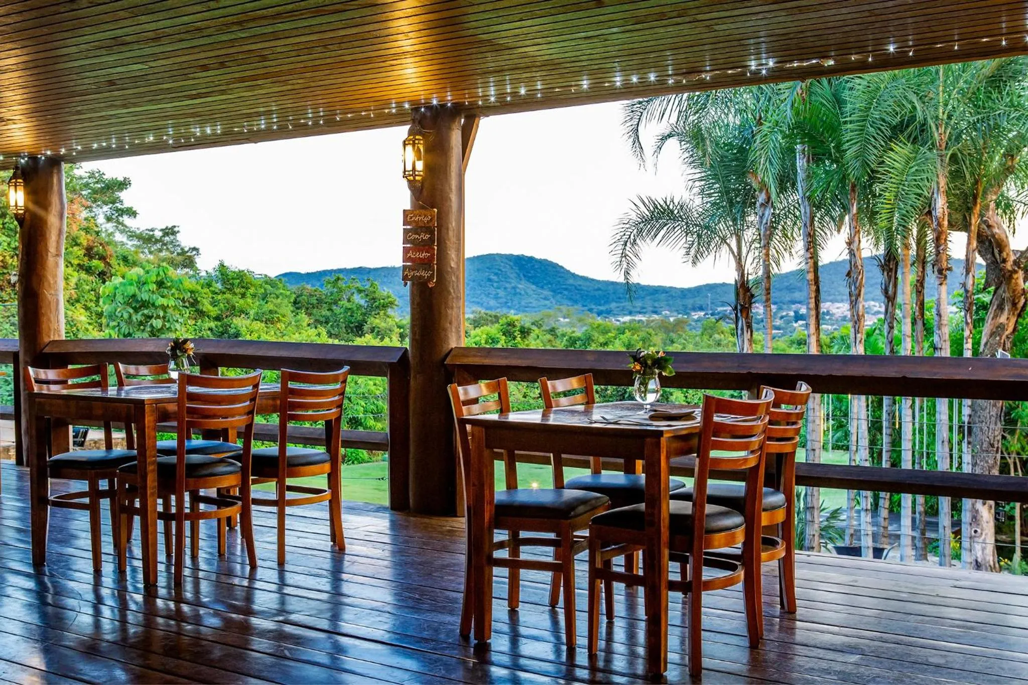 Restaurant/places to eat in Pousada Cavaleiro dos Pireneus