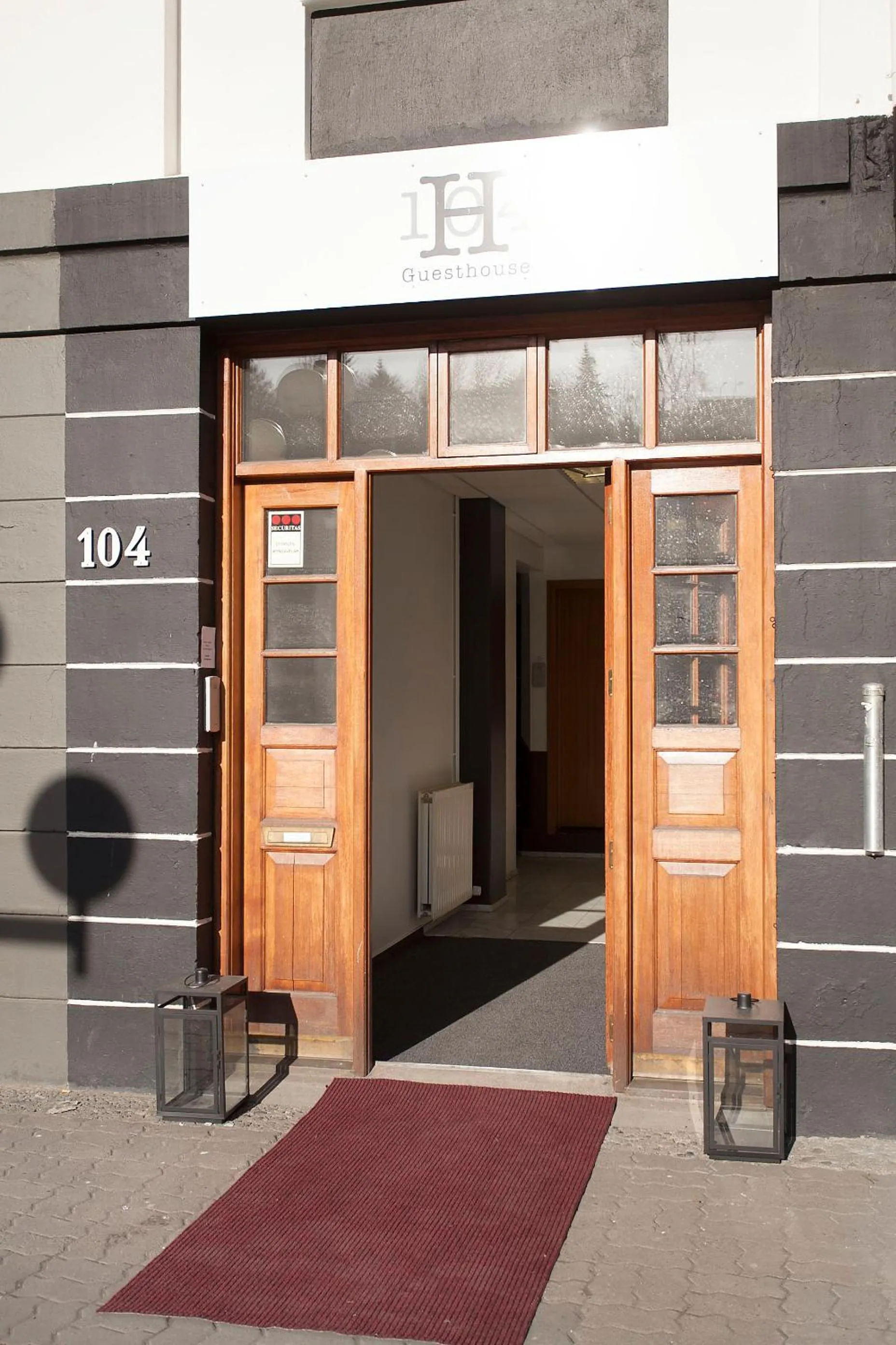 Property building in Apótek Guesthouse