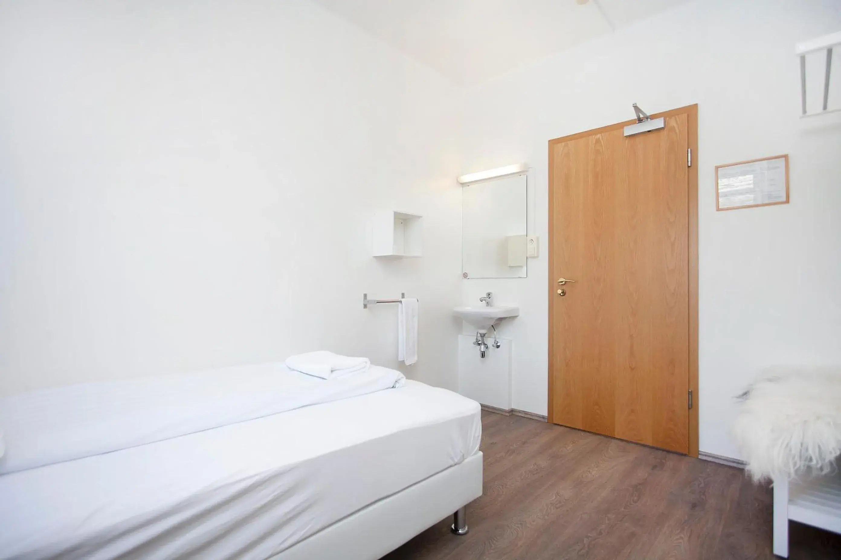 Single Room with Shared Bathroom in Apótek Guesthouse Single Room with Shared Bathroom in Apótek Guesthouse