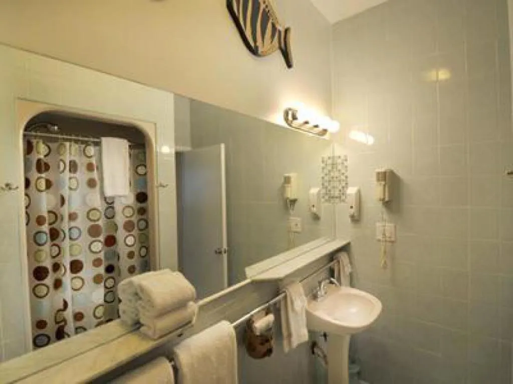 Bathroom in Suite Dreams Inn by the Beach