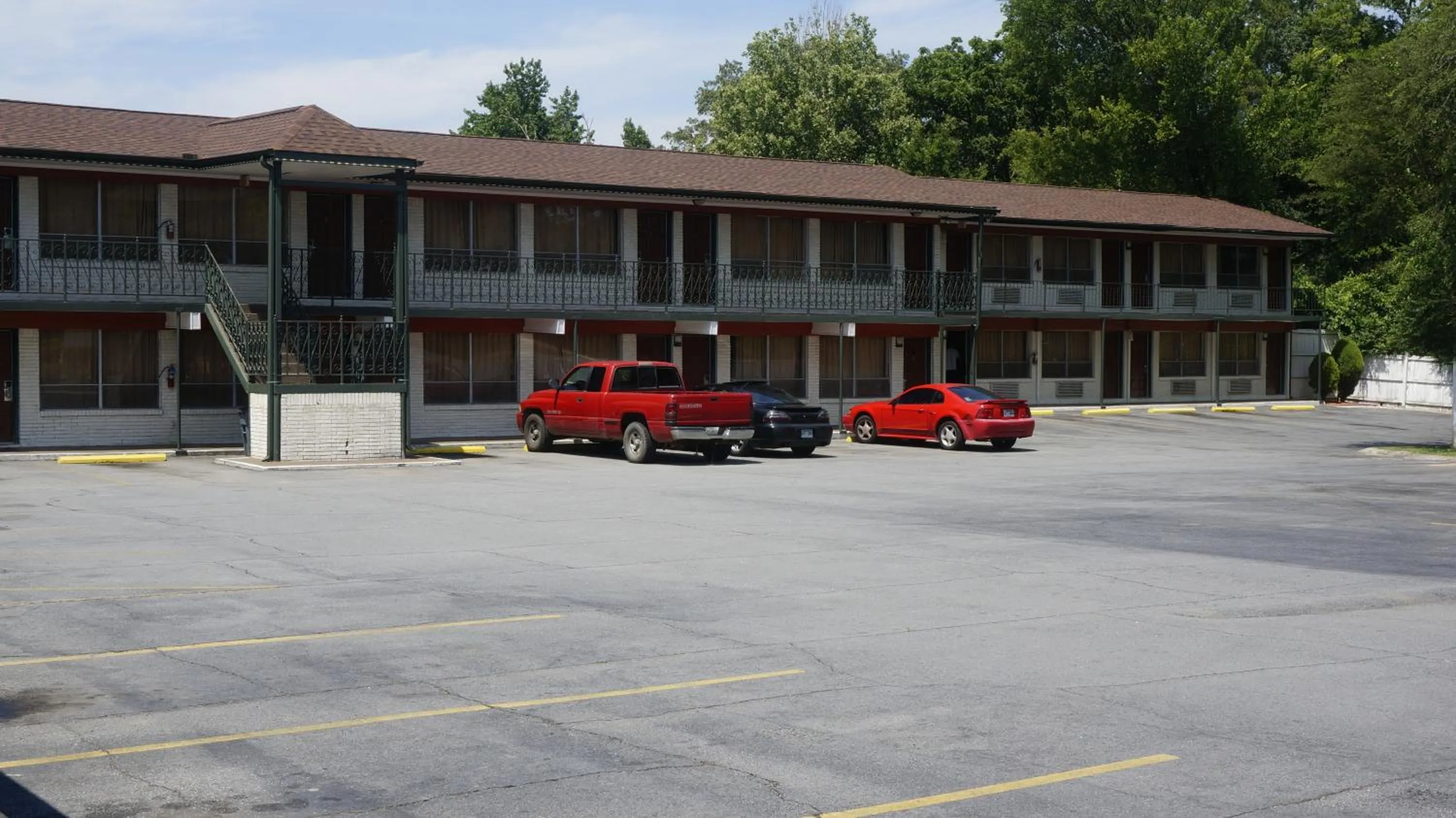 Decorative detail in Budget Inn Malvern