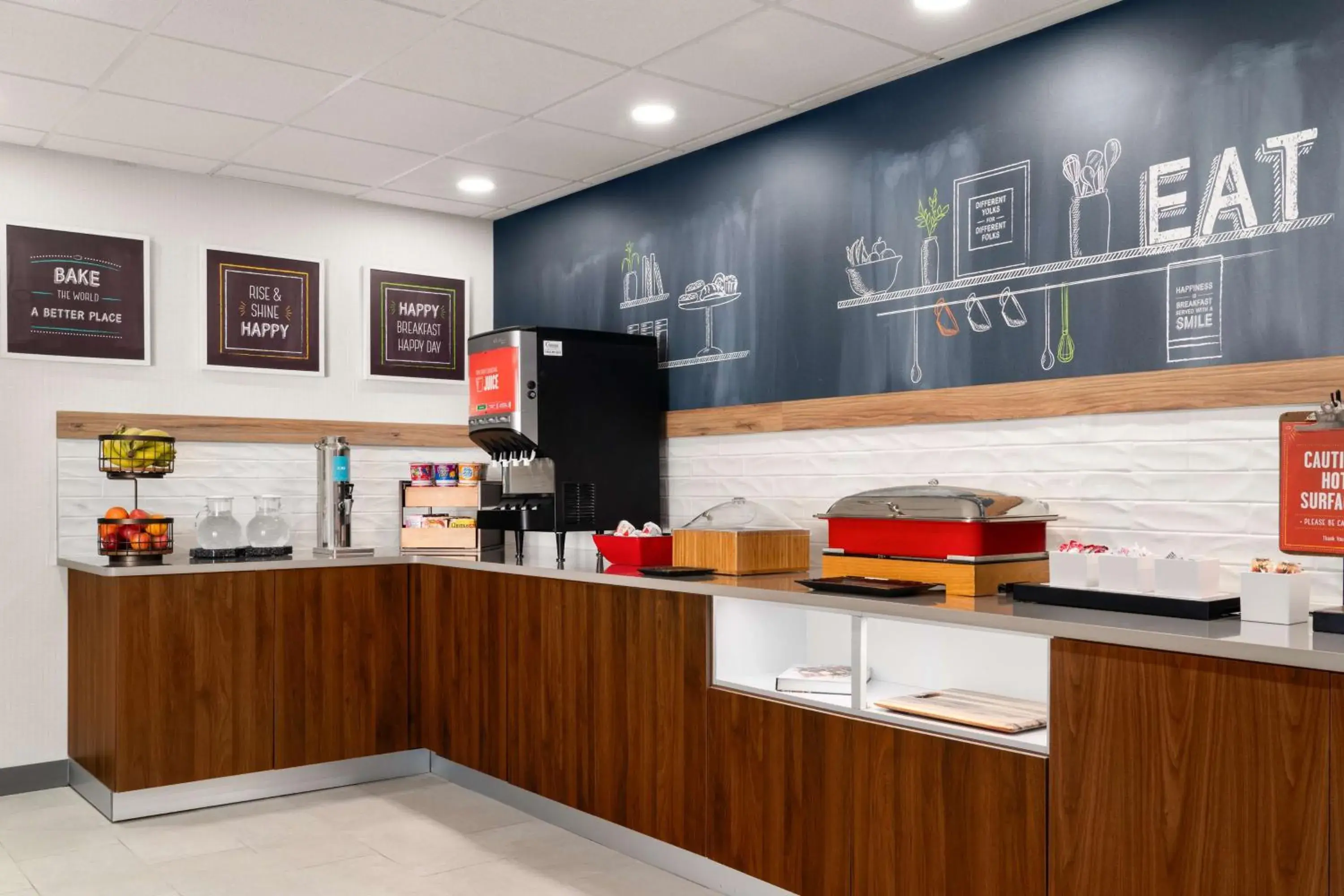 Breakfast in Hampton Inn Sturbridge Breakfast in Hampton Inn Sturbridge