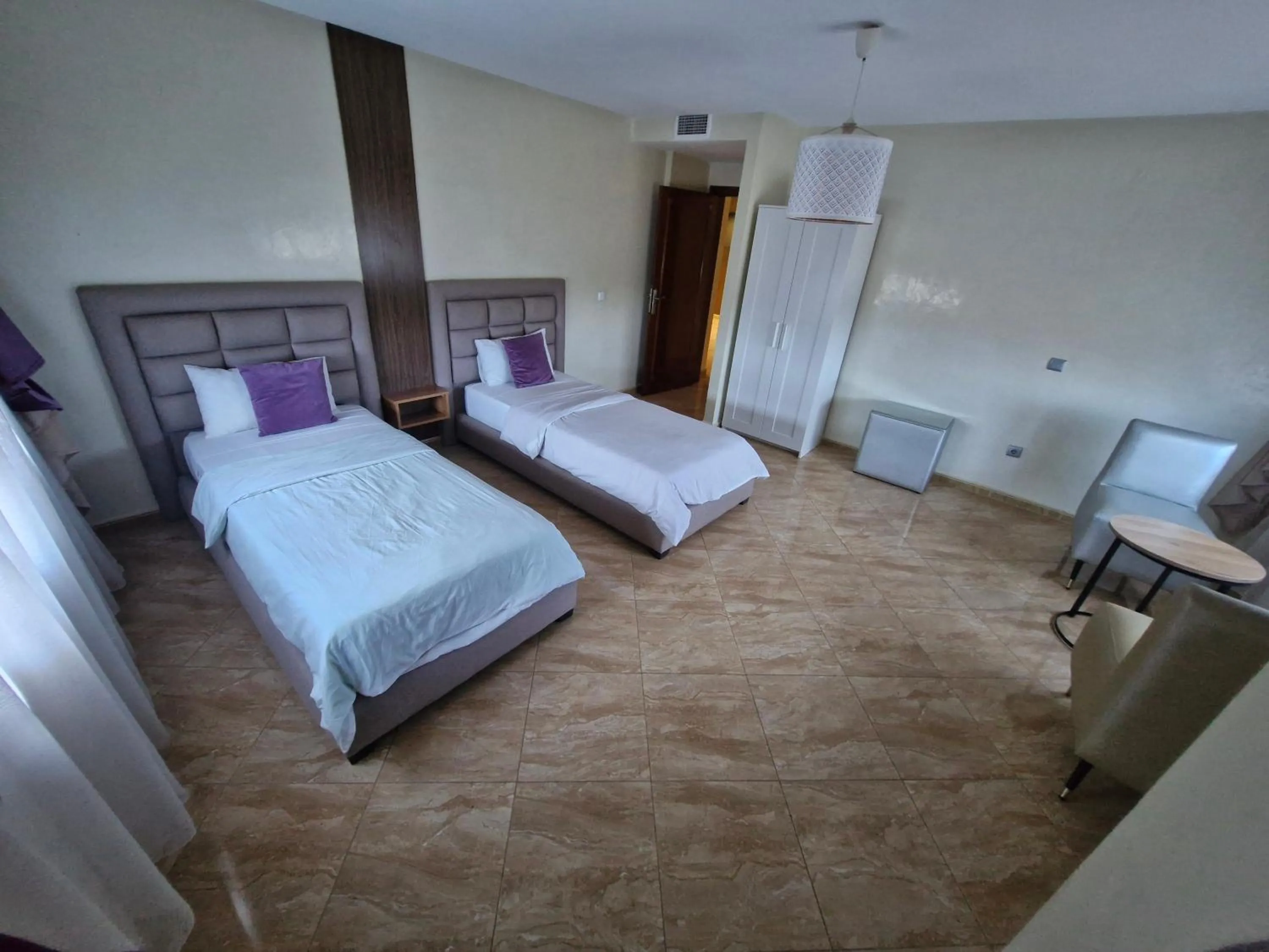 Bed in The happy lounge