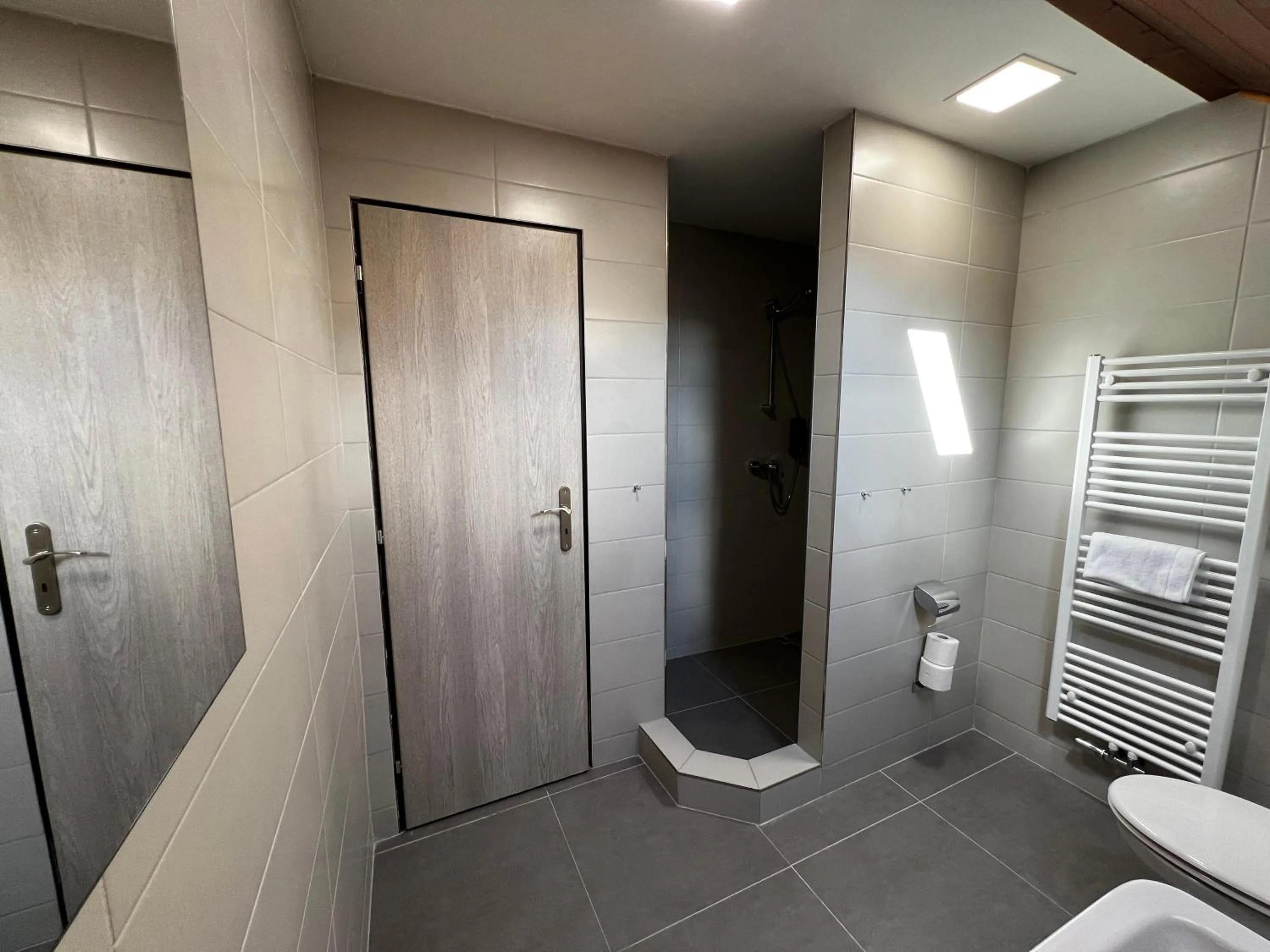 Bathroom in Hotel Bohemia Excellent