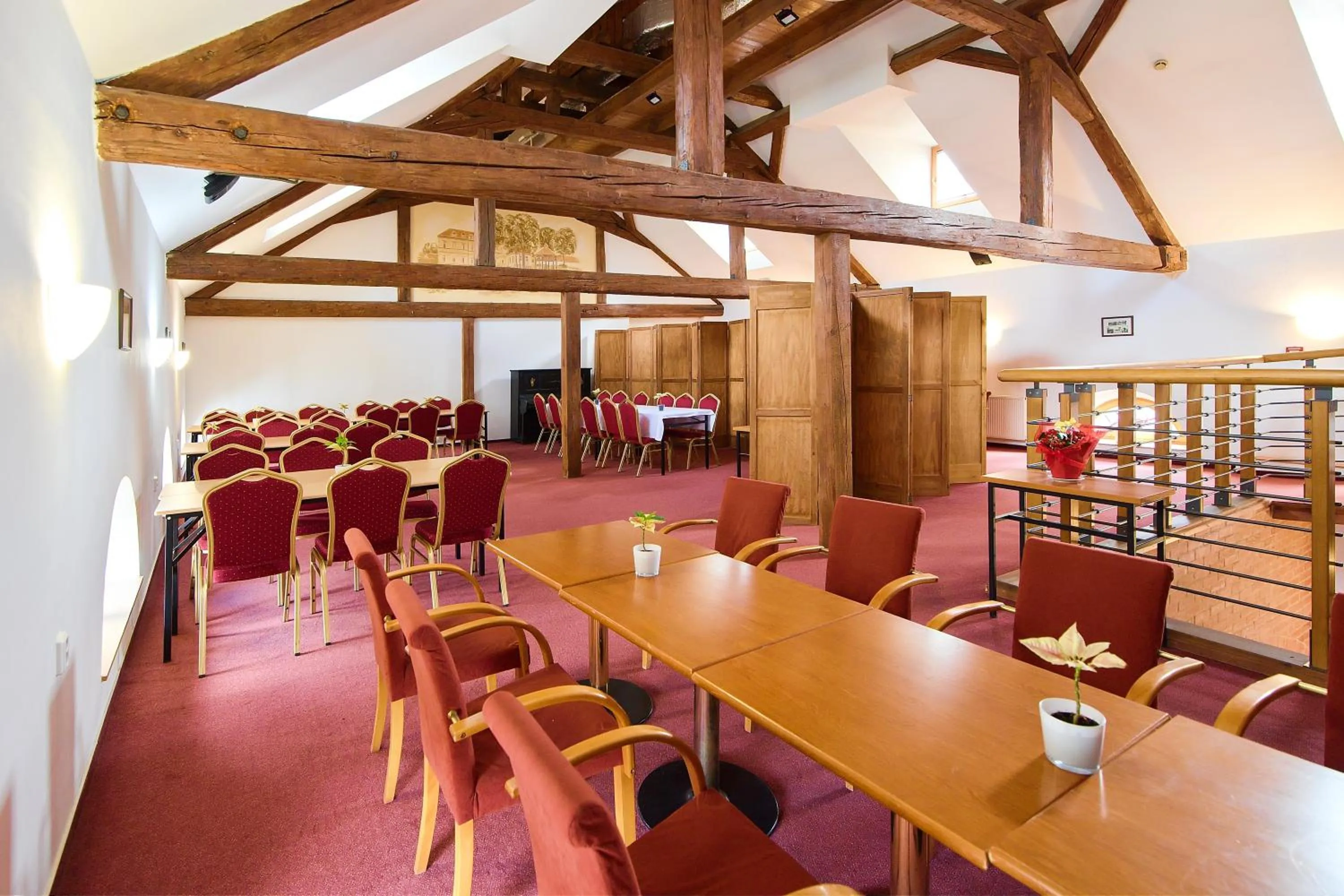 Restaurant/places to eat in Hotel Čertousy