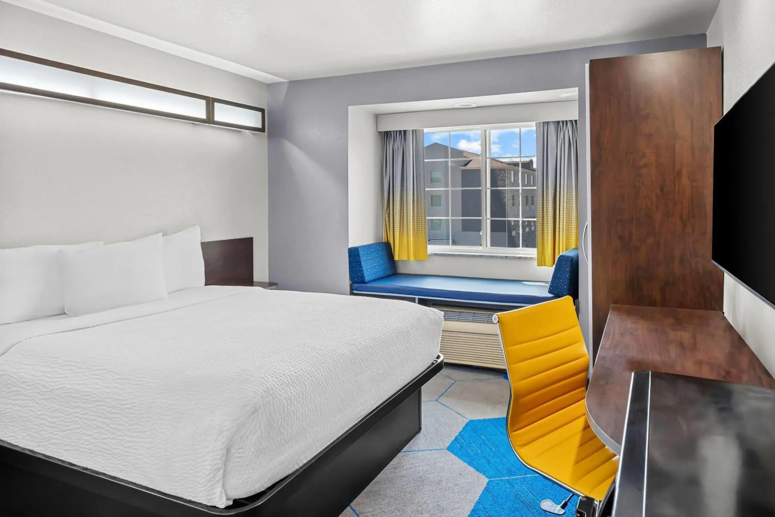 Bed in Microtel Inn & Suites by Wyndham Searcy Bed in Microtel Inn & Suites by Wyndham Searcy