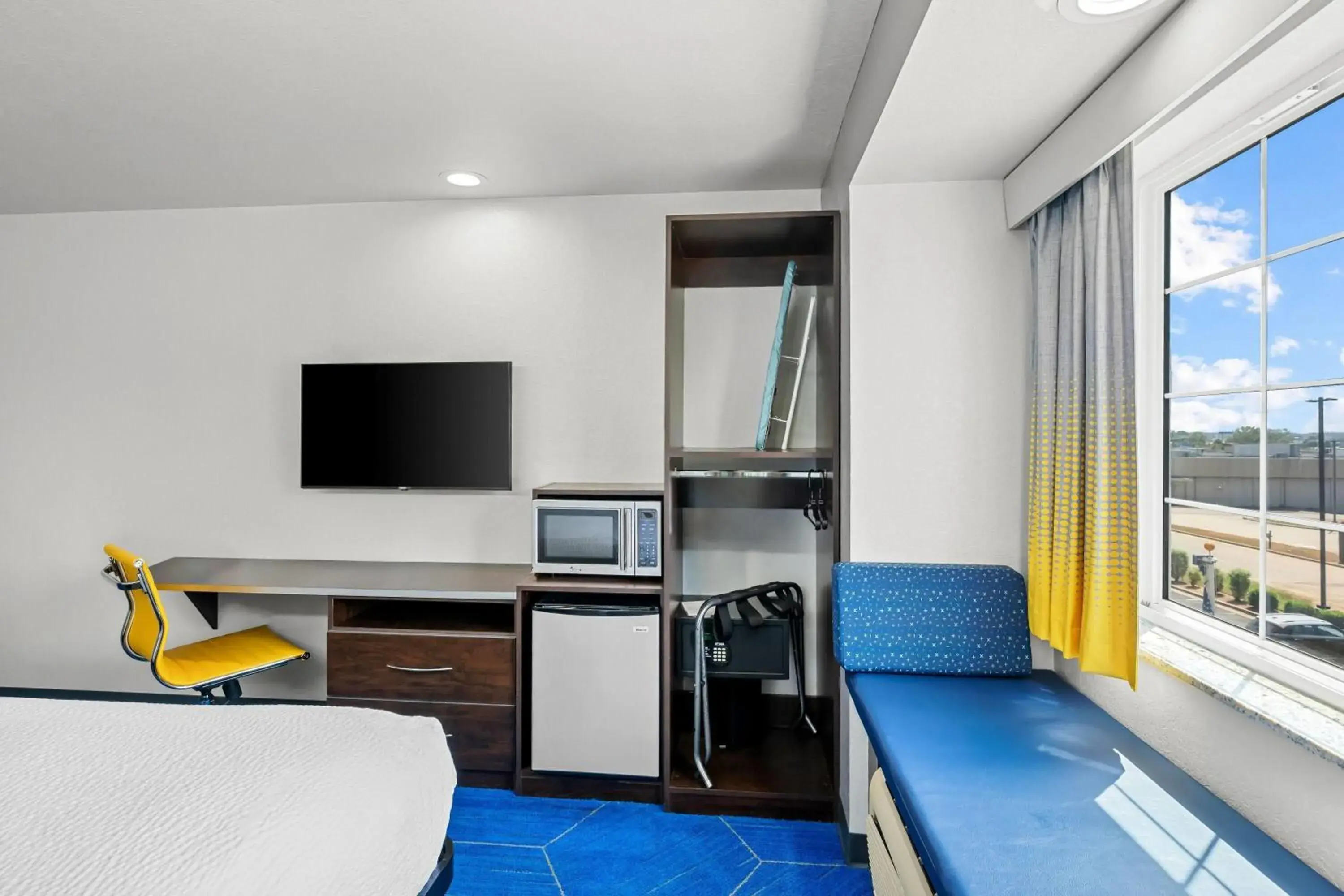 Bed in Microtel Inn & Suites by Wyndham Searcy Bed in Microtel Inn & Suites by Wyndham Searcy