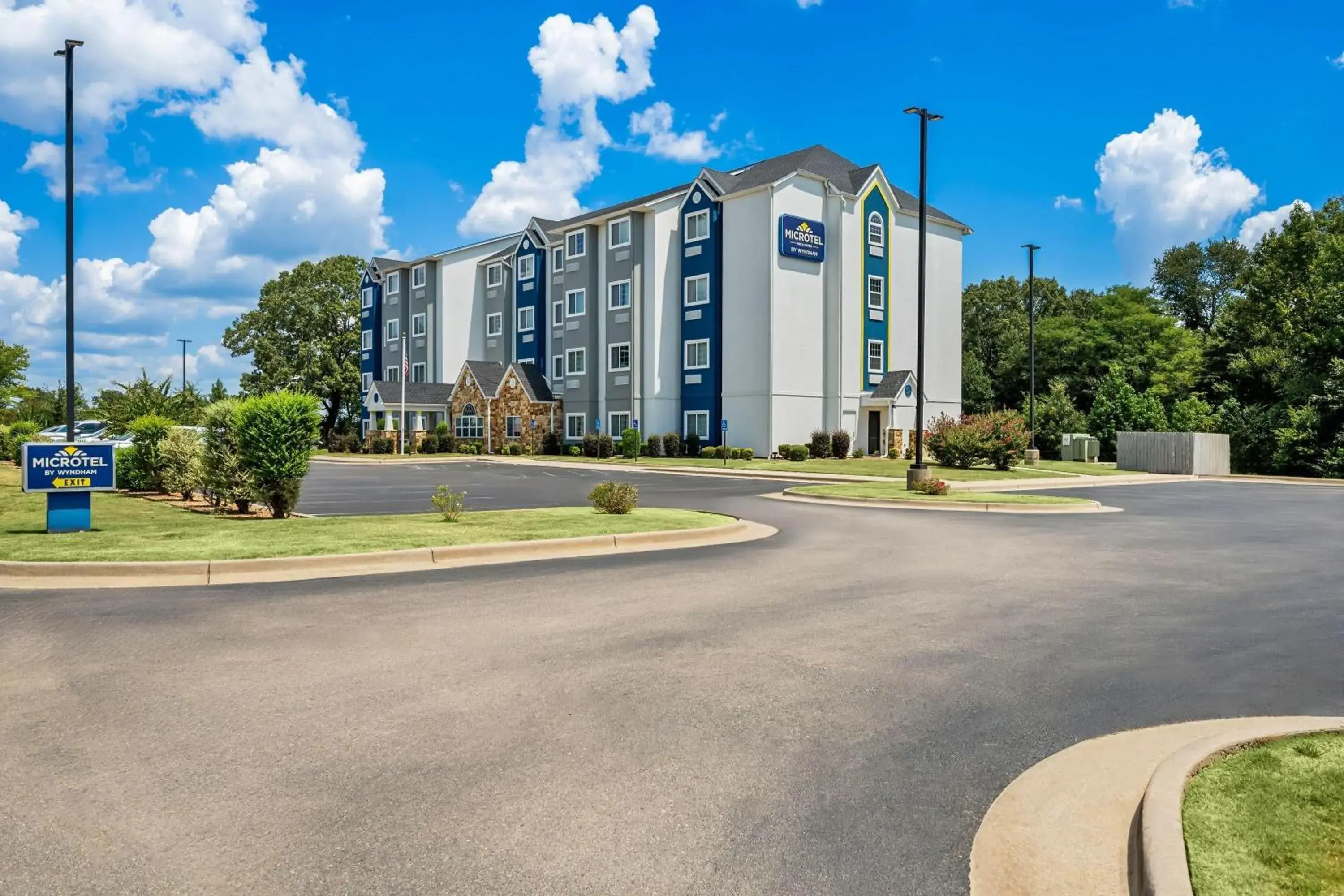 Property building in Microtel Inn & Suites by Wyndham Searcy Property building in Microtel Inn & Suites by Wyndham Searcy