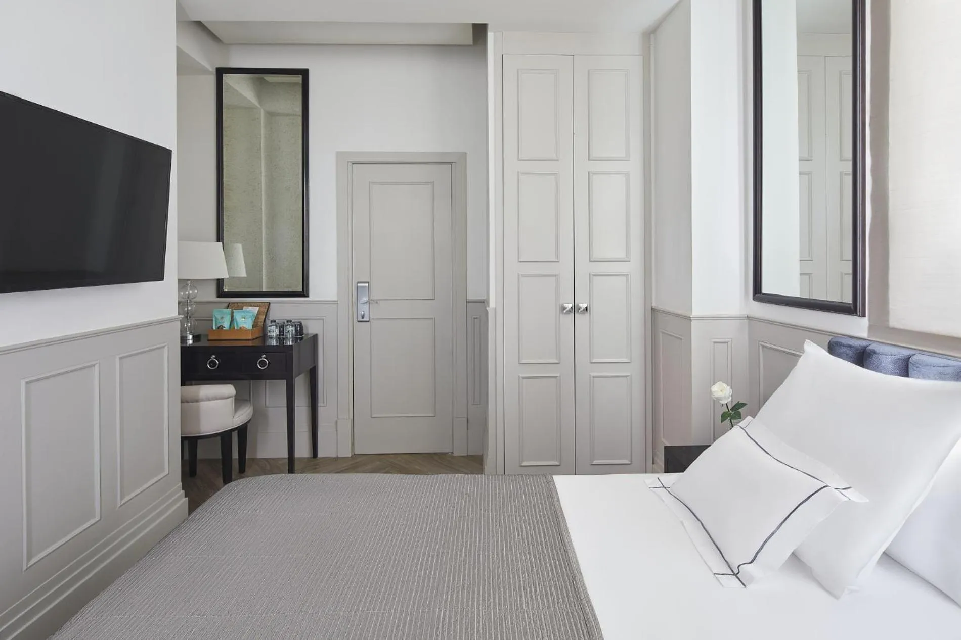 Bed in Hotel MiM Ibiza & Spa - Adults Only